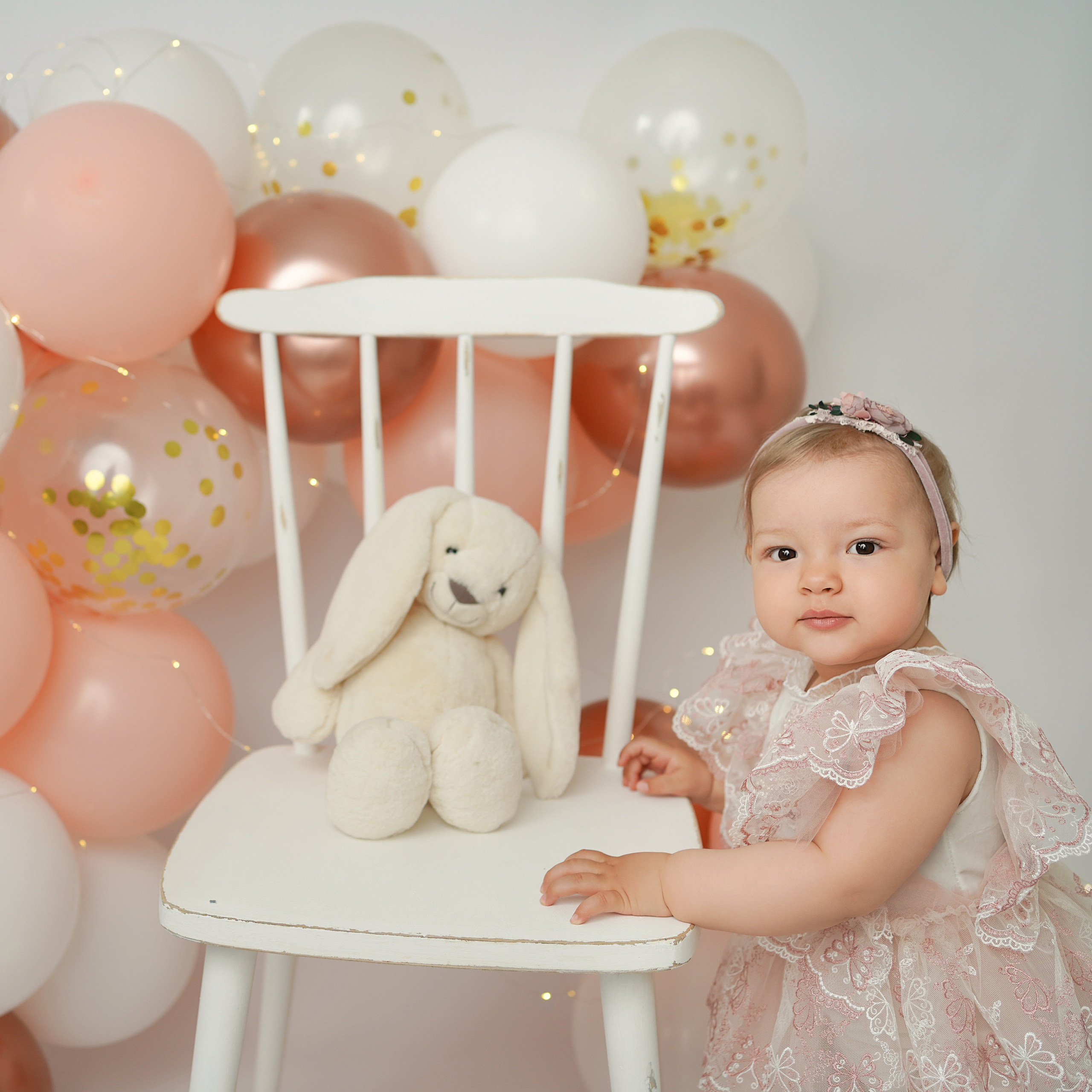 Детская фотосессия Первый год для девочек. Детский фотограф и фотограф новорожденных в Калининград Оксана Иваний