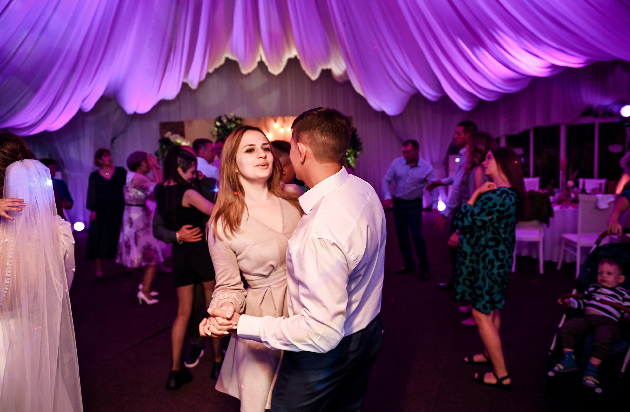 Евгений и Яна. Свадебный, семейный, детский, контент фотограф в Омске Максим Ильин