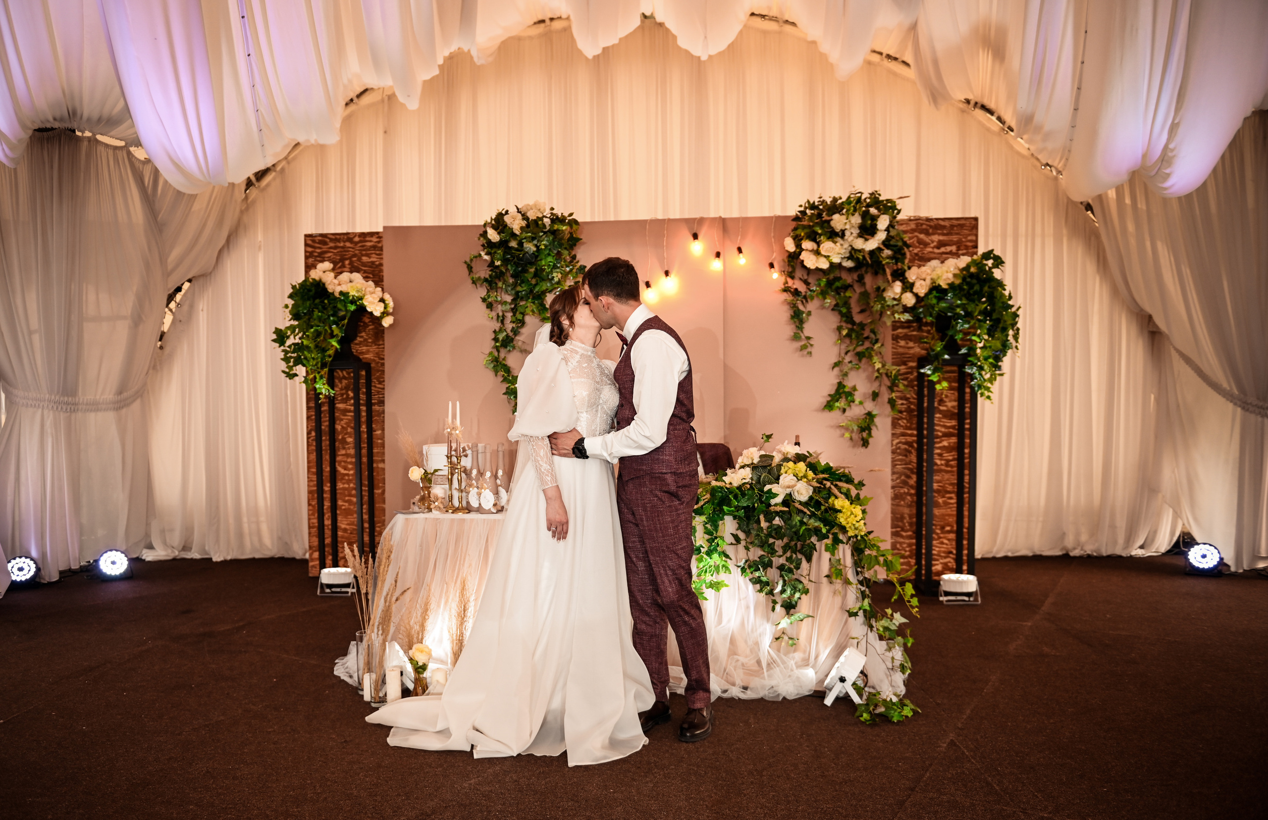 Евгений и Яна. Свадебный, семейный, детский, контент фотограф в Омске Максим Ильин