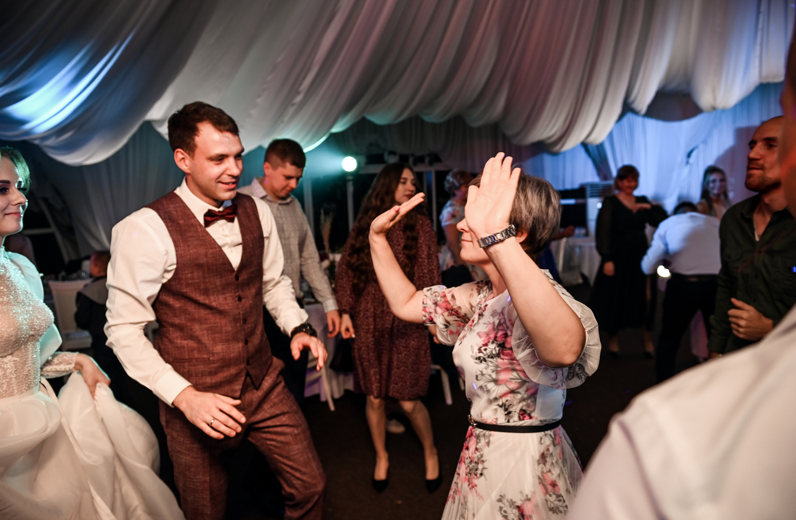 Евгений и Яна. Свадебный, семейный, детский, контент фотограф в Омске Максим Ильин