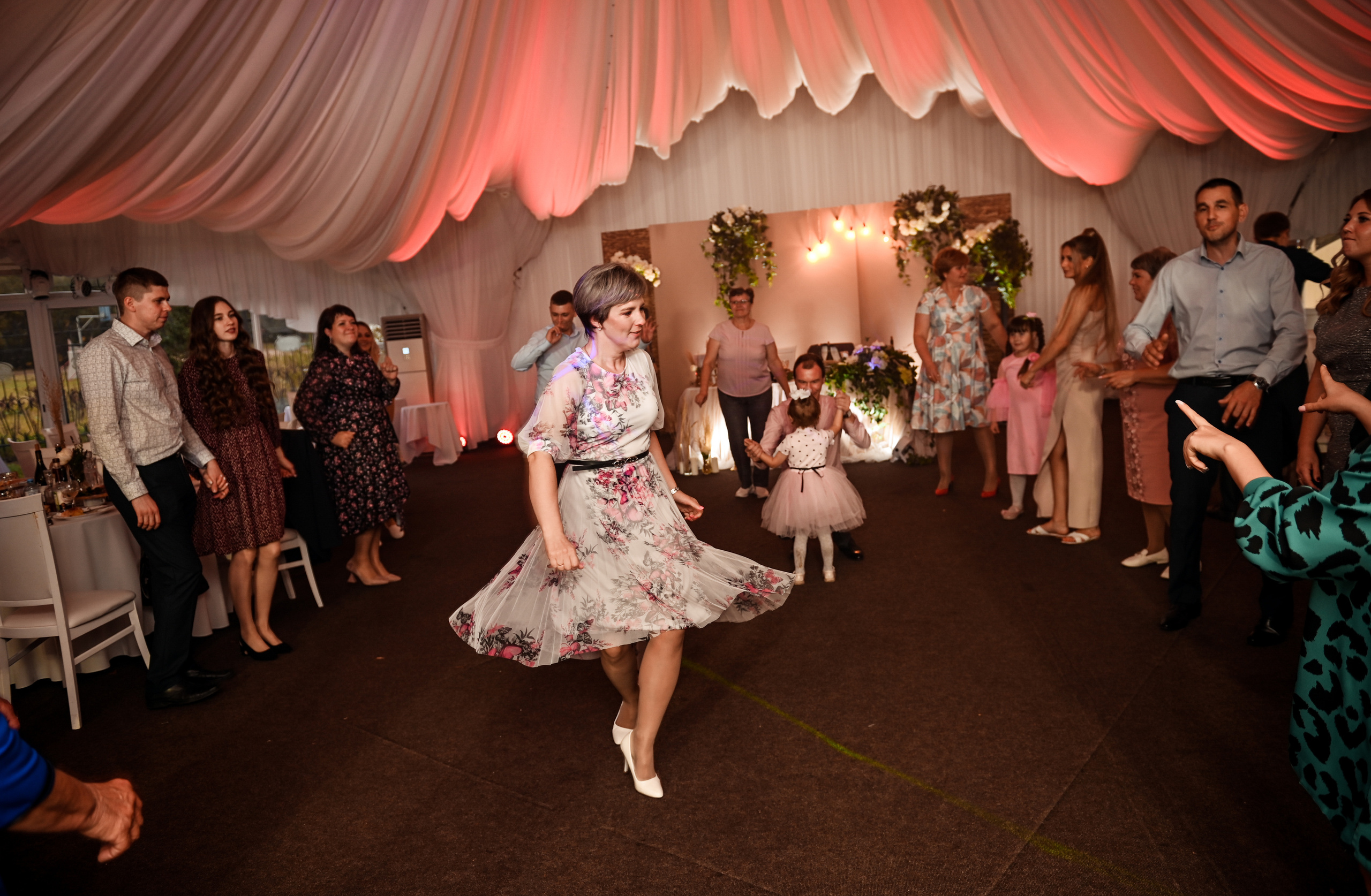 Евгений и Яна. Свадебный, семейный, детский, контент фотограф в Омске Максим Ильин