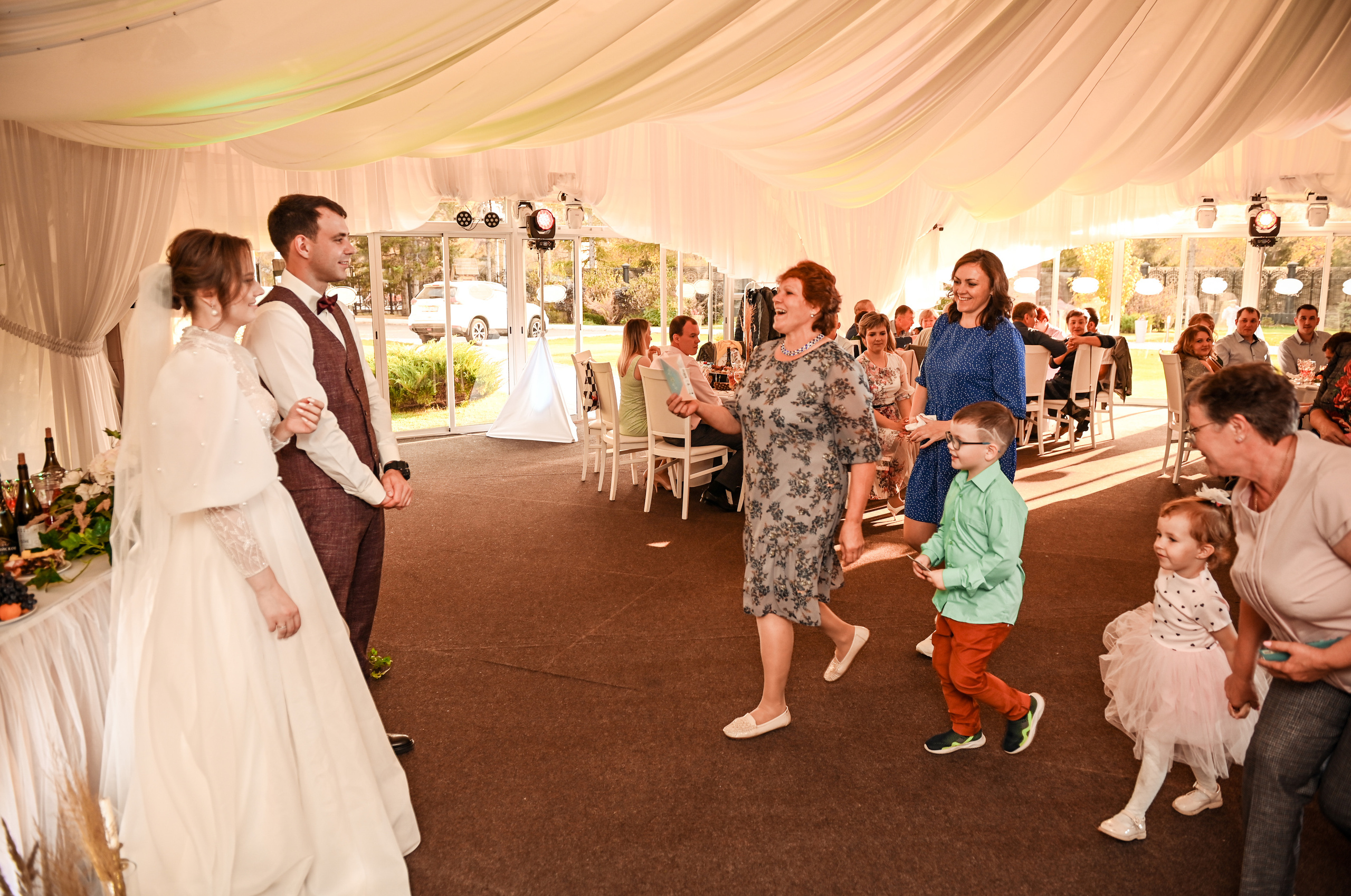 Евгений и Яна. Свадебный, семейный, детский, контент фотограф в Омске Максим Ильин