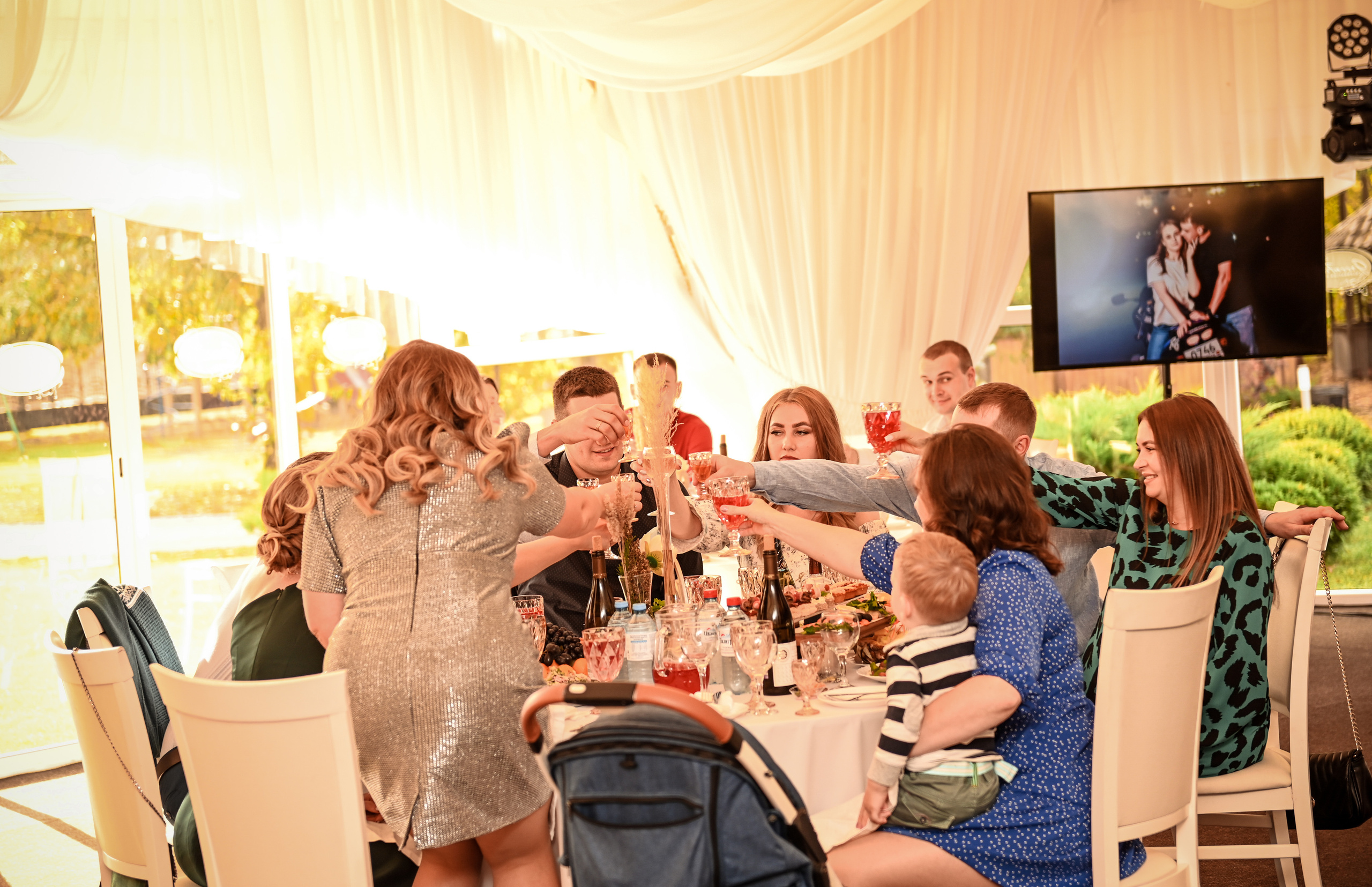 Евгений и Яна. Свадебный, семейный, детский, контент фотограф в Омске Максим Ильин