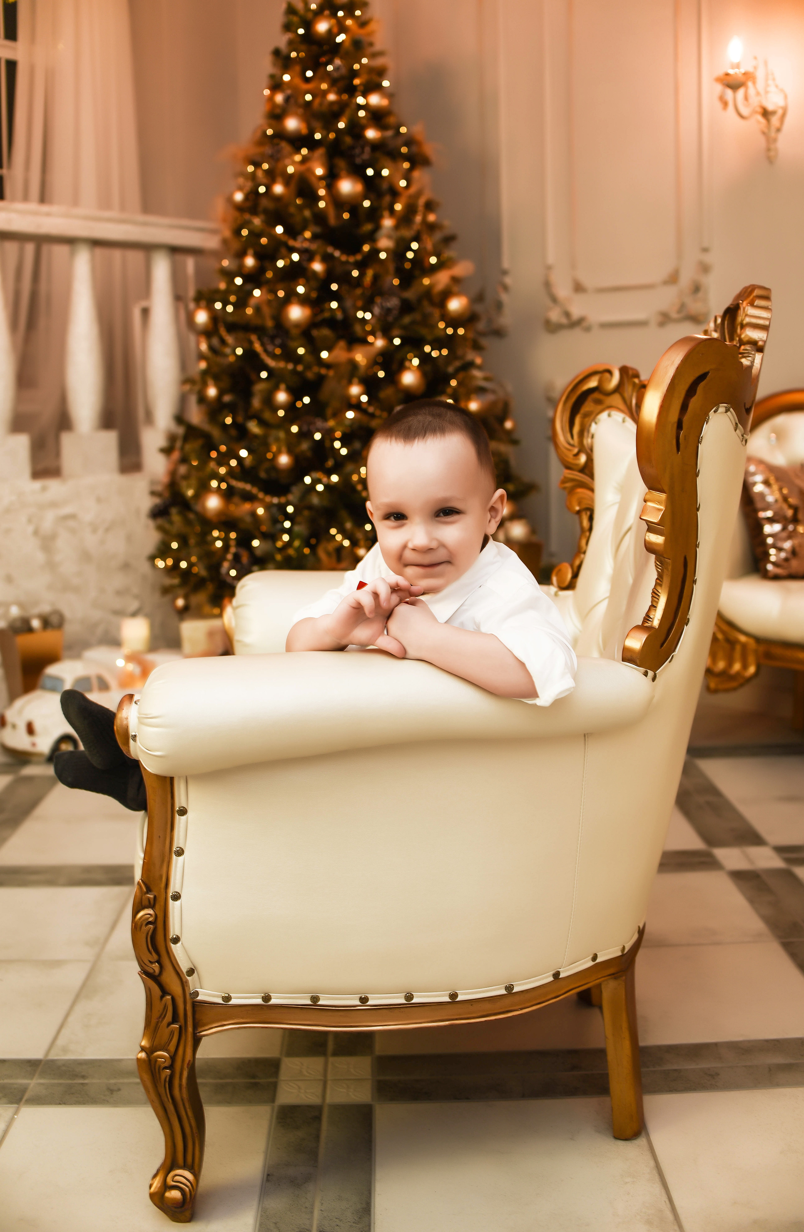 Студийные семейные, детские, индивидуальные фотосессии. Свадебный, семейный, детский, контент фотограф в Омске Максим Ильин