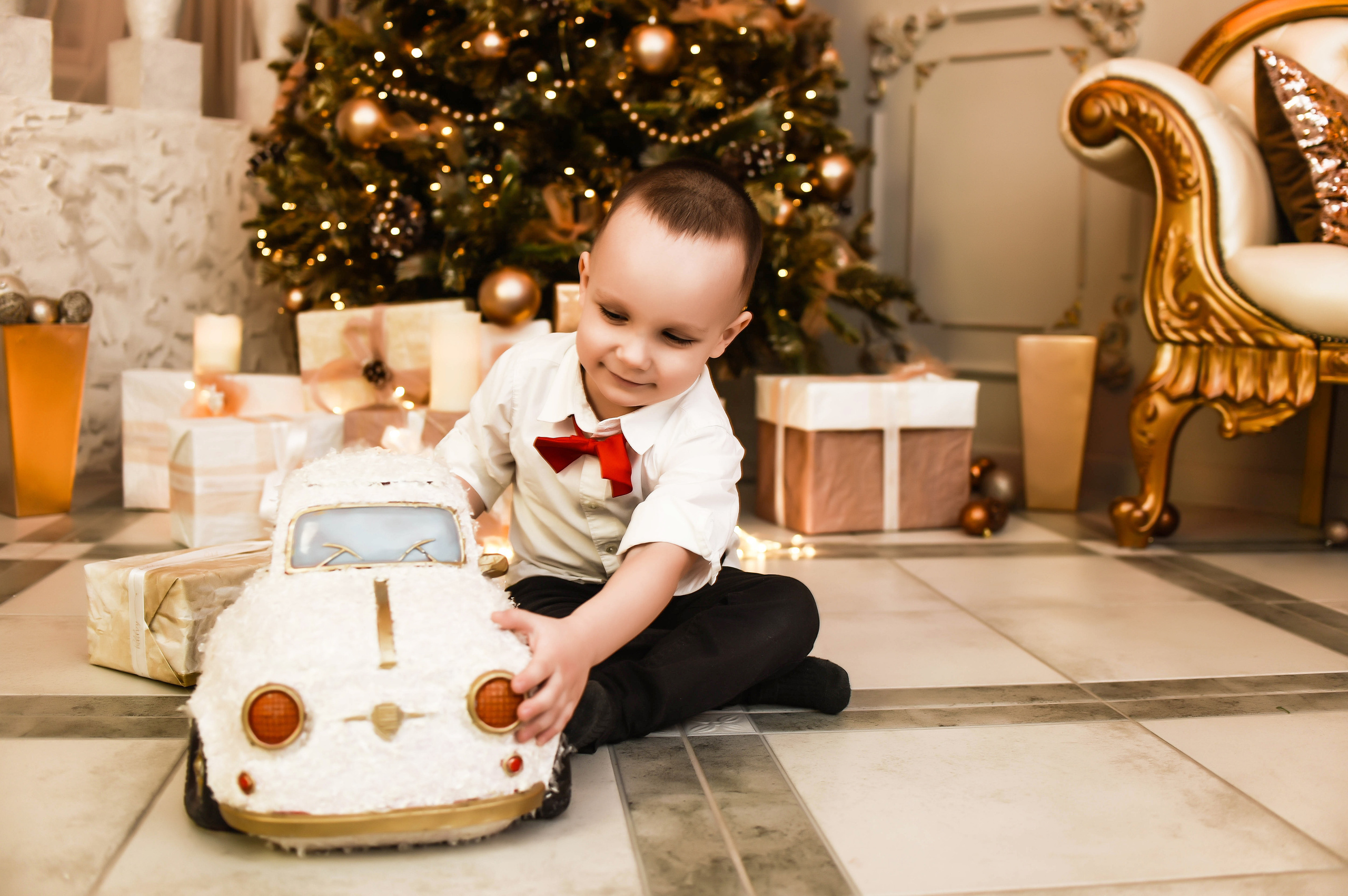 Студийные семейные, детские, индивидуальные фотосессии. Свадебный, семейный, детский, контент фотограф в Омске Максим Ильин
