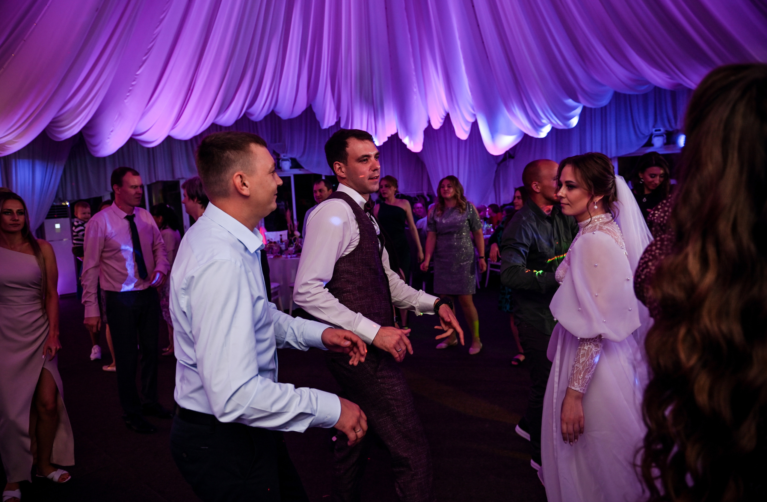 Евгений и Яна. Свадебный, семейный, детский, контент фотограф в Омске Максим Ильин