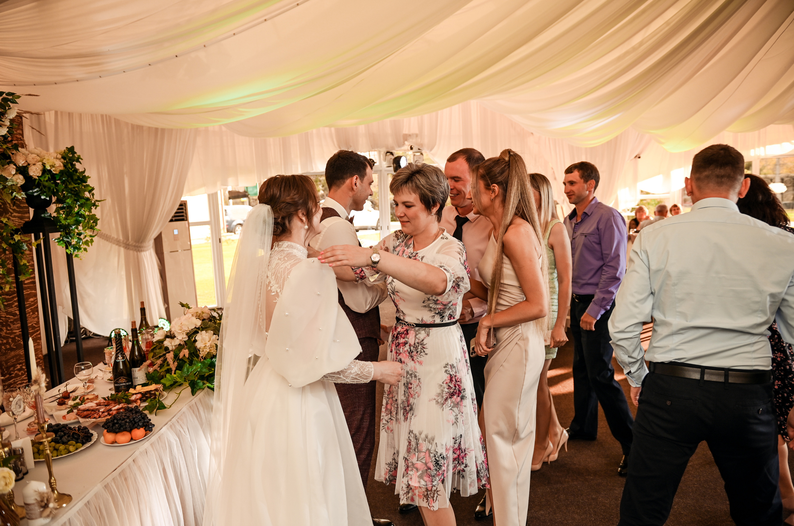 Евгений и Яна. Свадебный, семейный, детский, контент фотограф в Омске Максим Ильин