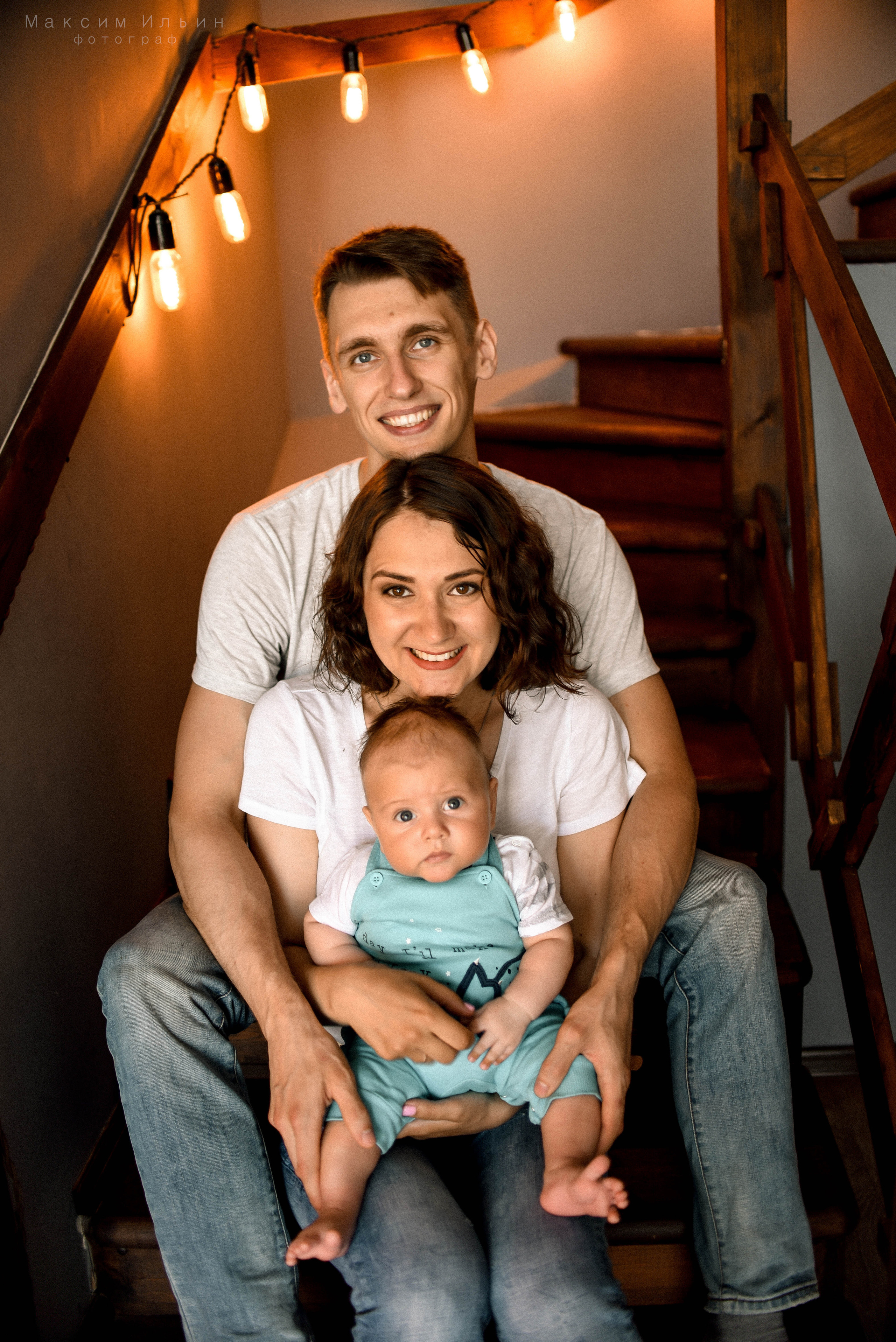 Студийные семейные, детские, индивидуальные фотосессии. Свадебный, семейный, детский, контент фотограф в Омске Максим Ильин