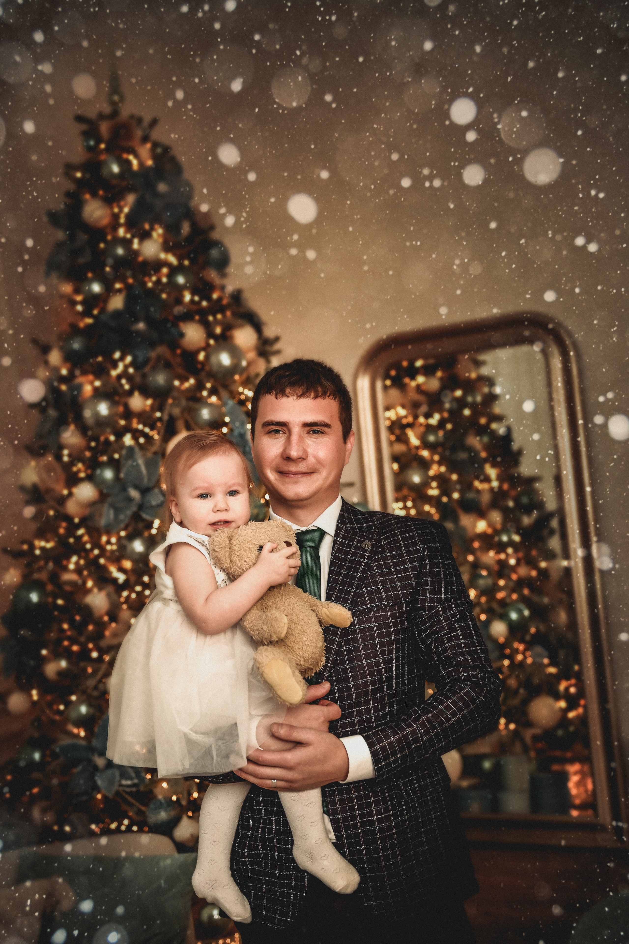 Студийные семейные, детские, индивидуальные фотосессии. Свадебный, семейный, детский, контент фотограф в Омске Максим Ильин