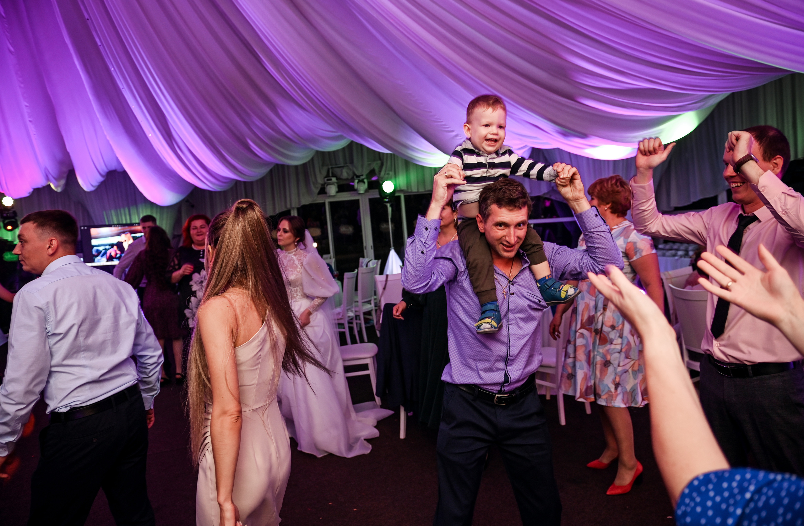 Евгений и Яна. Свадебный, семейный, детский, контент фотограф в Омске Максим Ильин