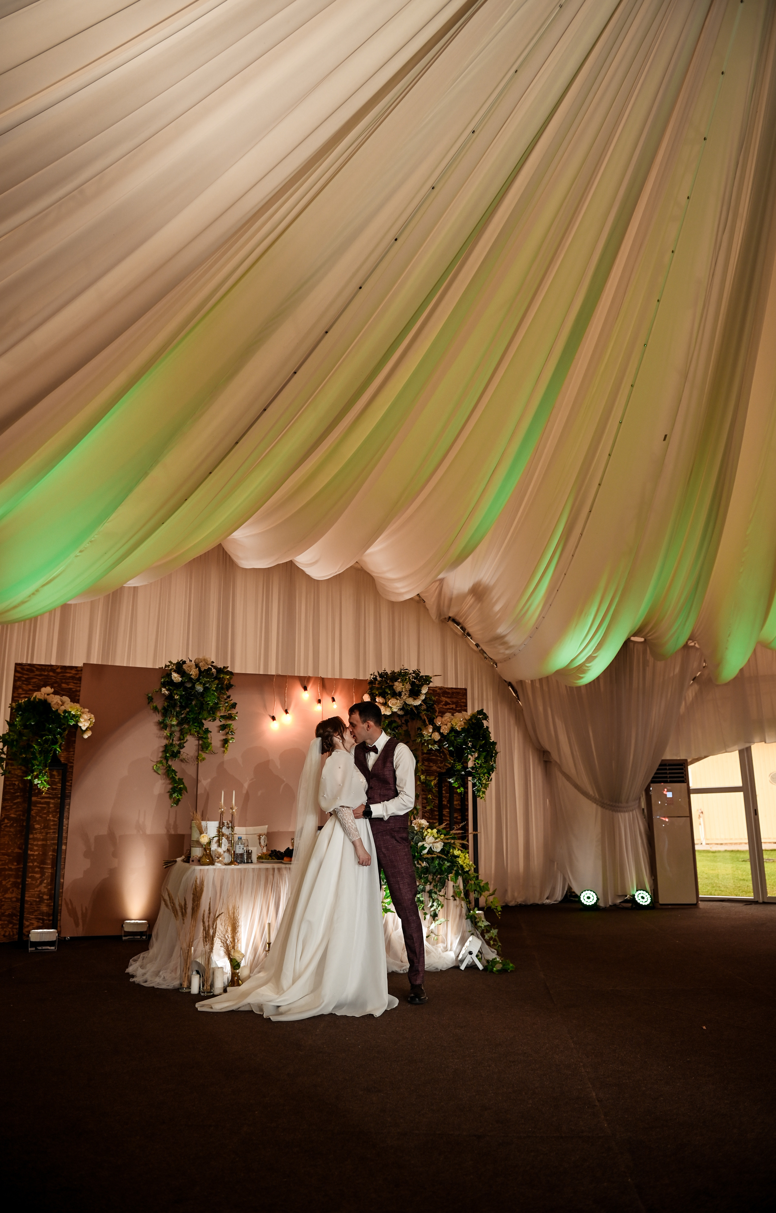 Евгений и Яна. Свадебный, семейный, детский, контент фотограф в Омске Максим Ильин