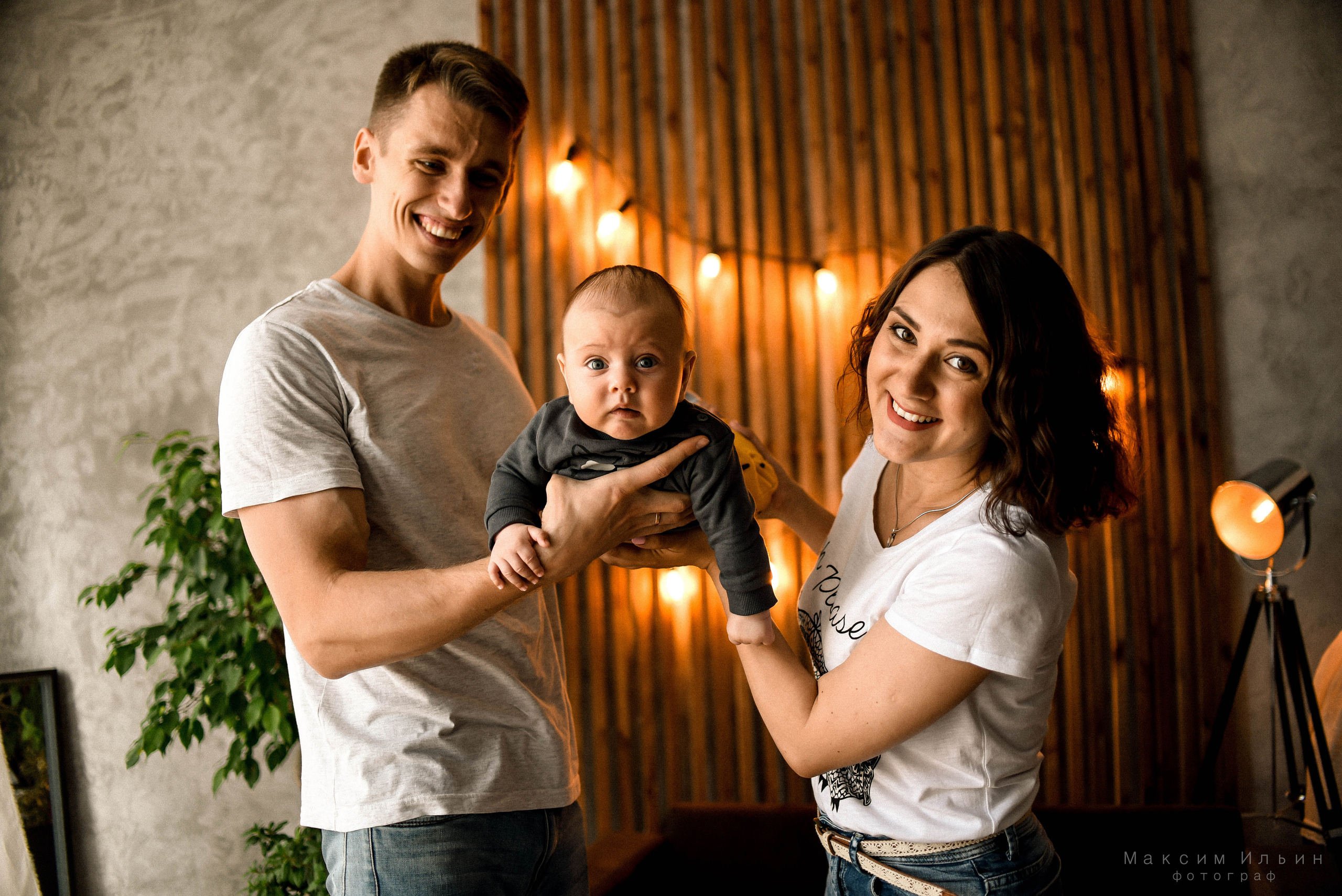 Студийные семейные, детские, индивидуальные фотосессии. Свадебный, семейный, детский, контент фотограф в Омске Максим Ильин