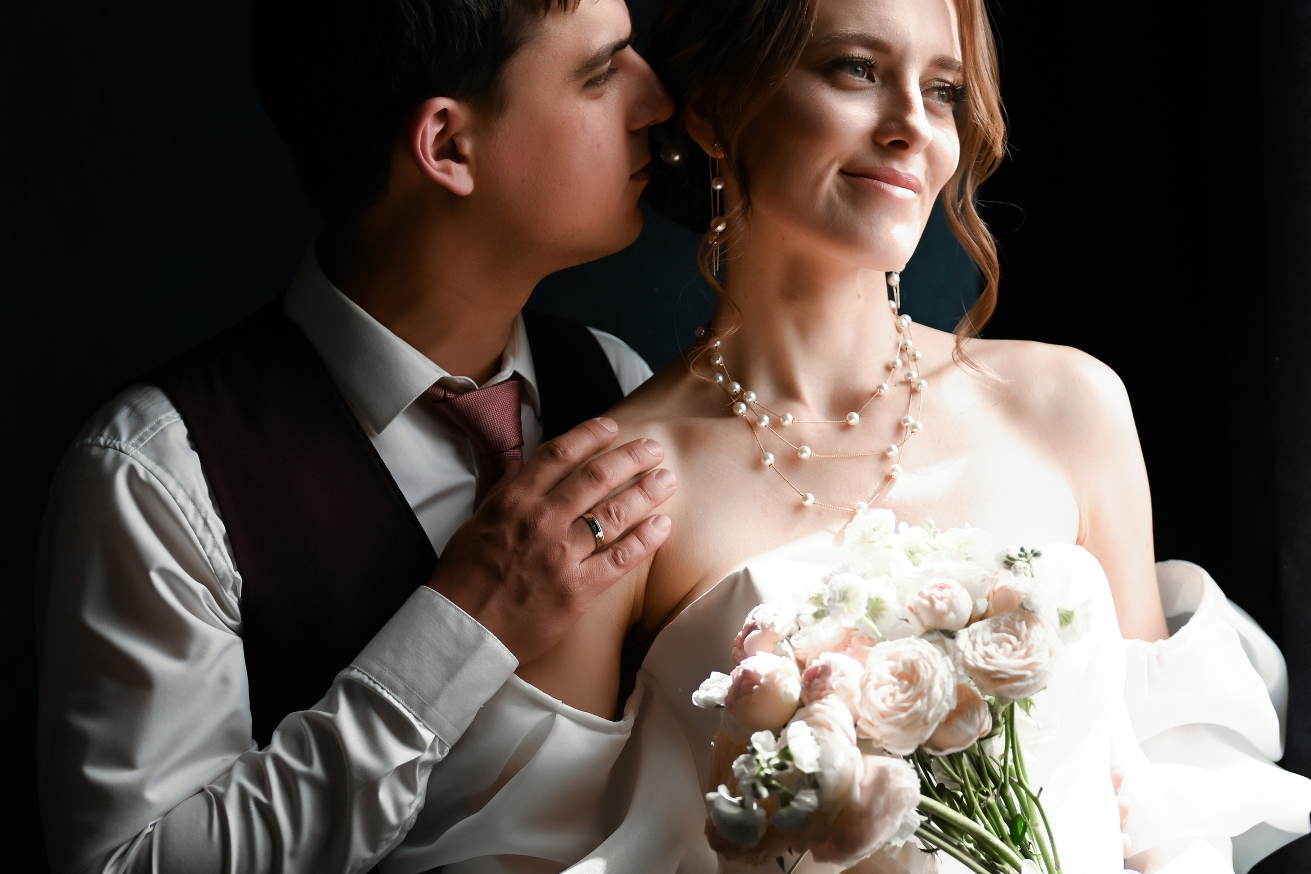 Игорь и Анастасия небольшая свадебная фотосессия. Свадебный, семейный, детский, контент фотограф в Омске Максим Ильин