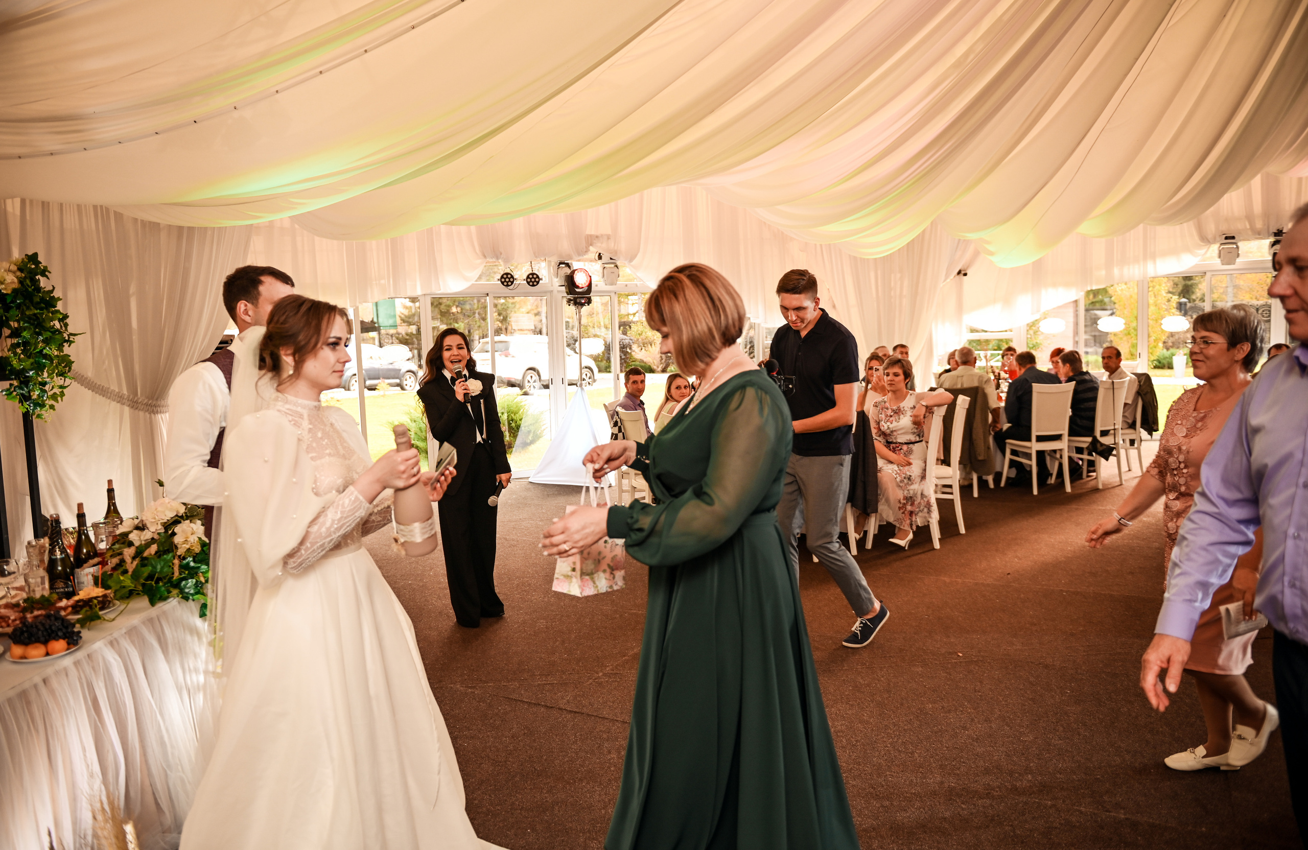 Евгений и Яна. Свадебный, семейный, детский, контент фотограф в Омске Максим Ильин