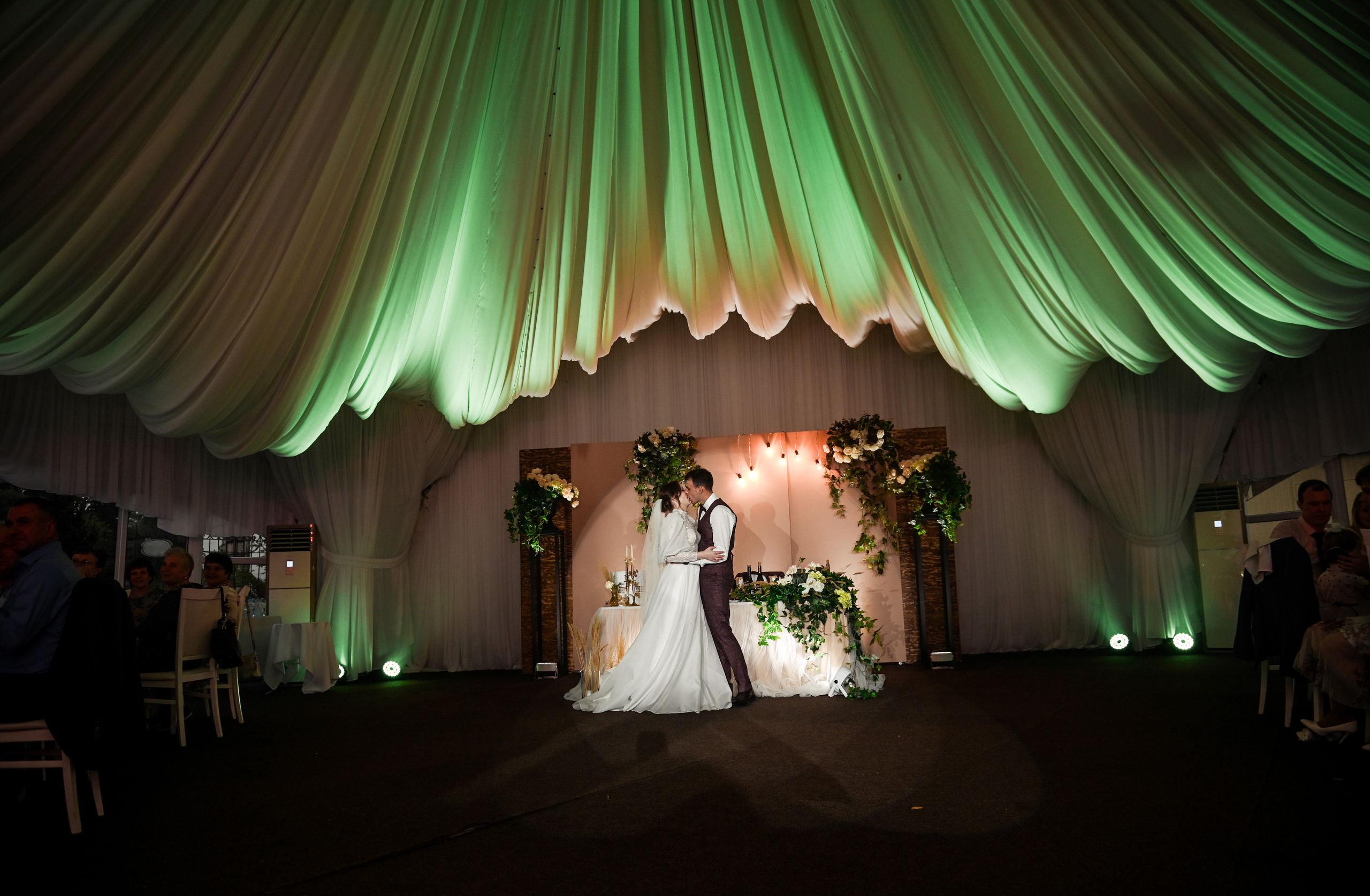 Евгений и Яна. Свадебный, семейный, детский, контент фотограф в Омске Максим Ильин