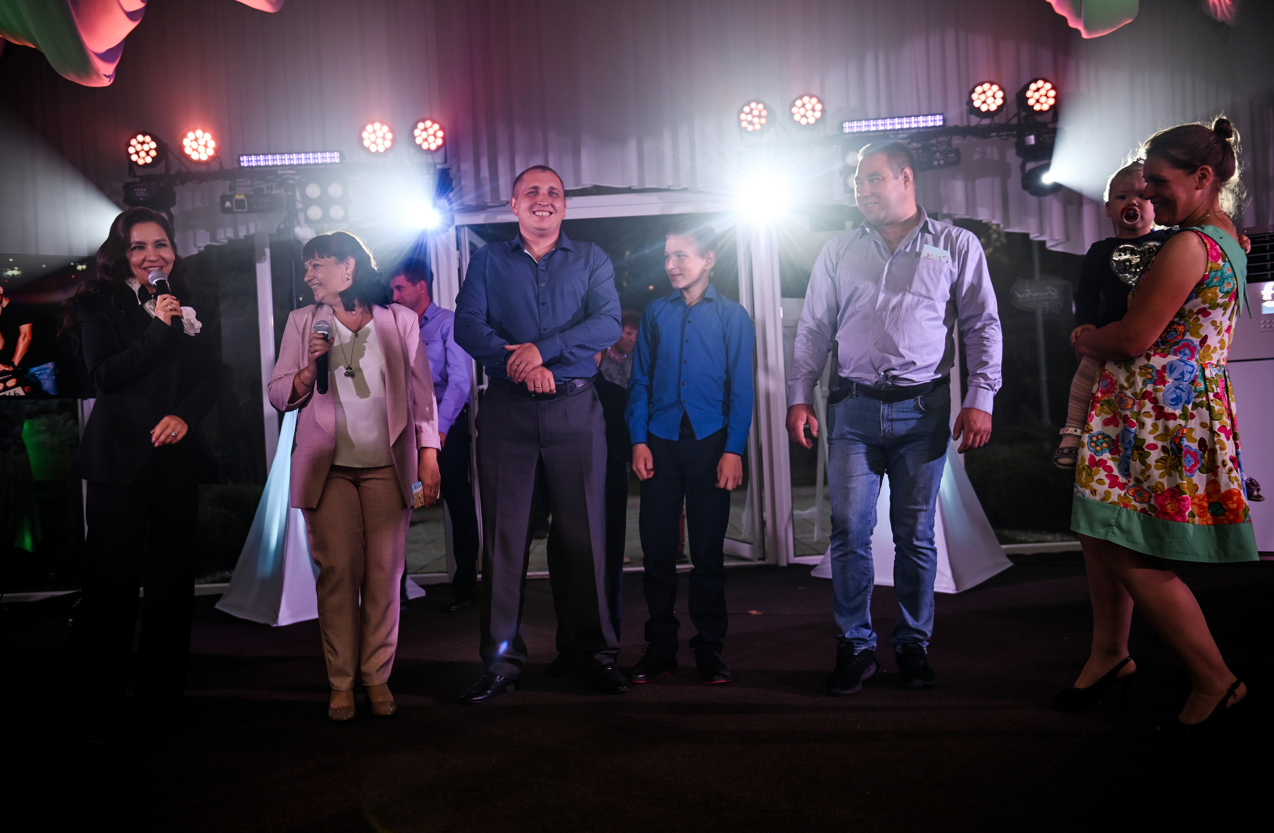 Евгений и Яна. Свадебный, семейный, детский, контент фотограф в Омске Максим Ильин