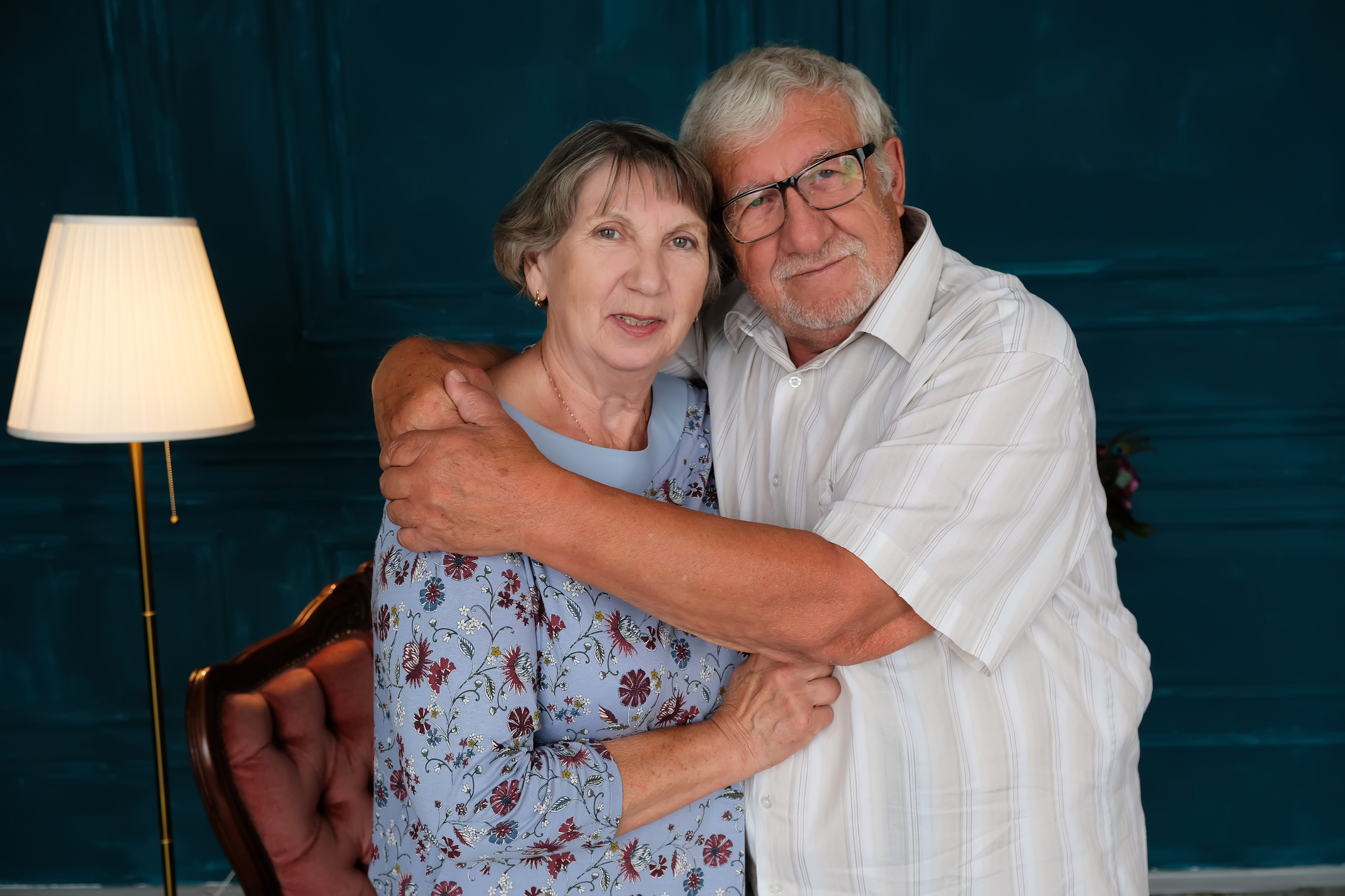 Студийные семейные, детские, индивидуальные фотосессии. Свадебный, семейный, детский, контент фотограф в Омске Максим Ильин