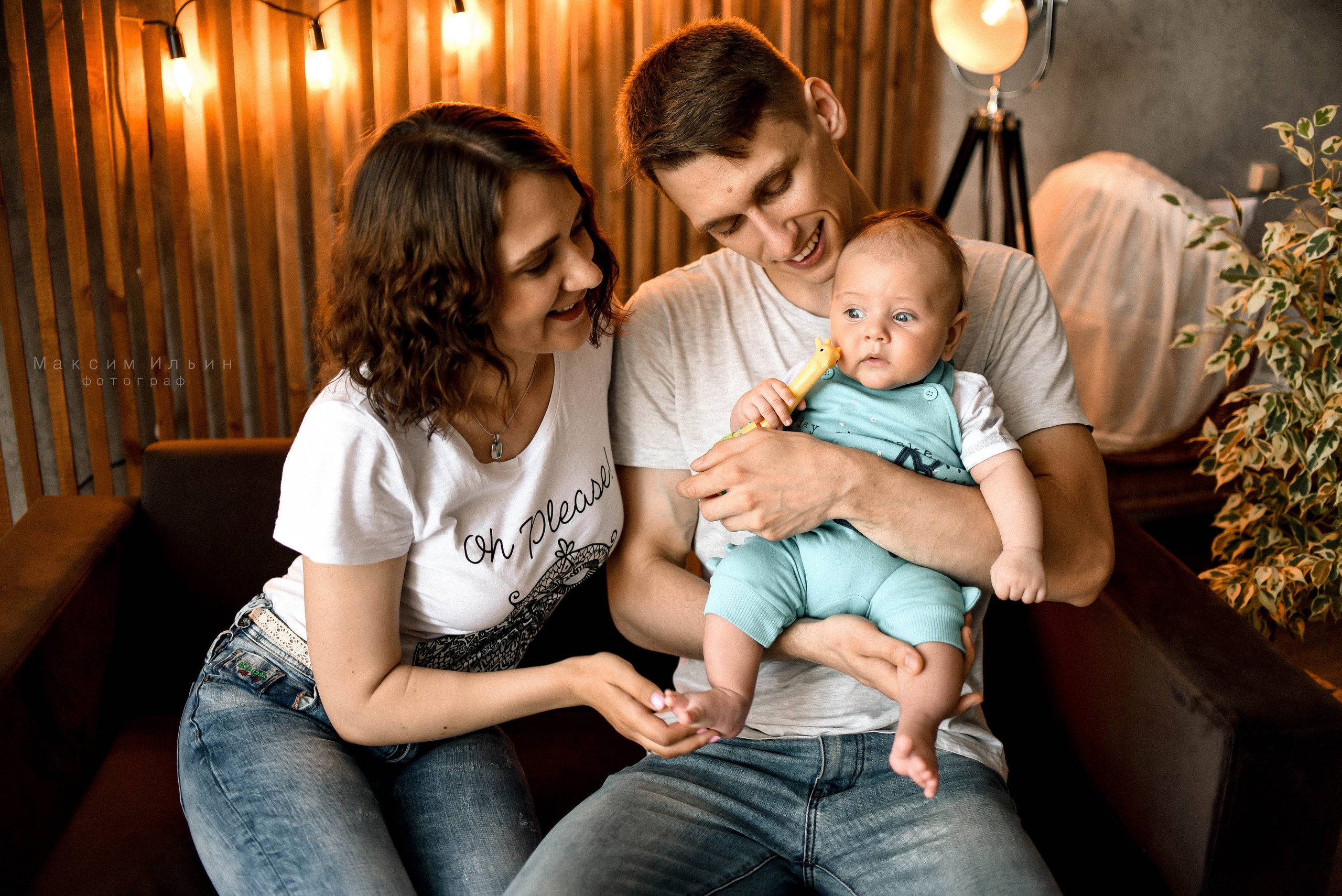 Студийные семейные, детские, индивидуальные фотосессии. Свадебный, семейный, детский, контент фотограф в Омске Максим Ильин