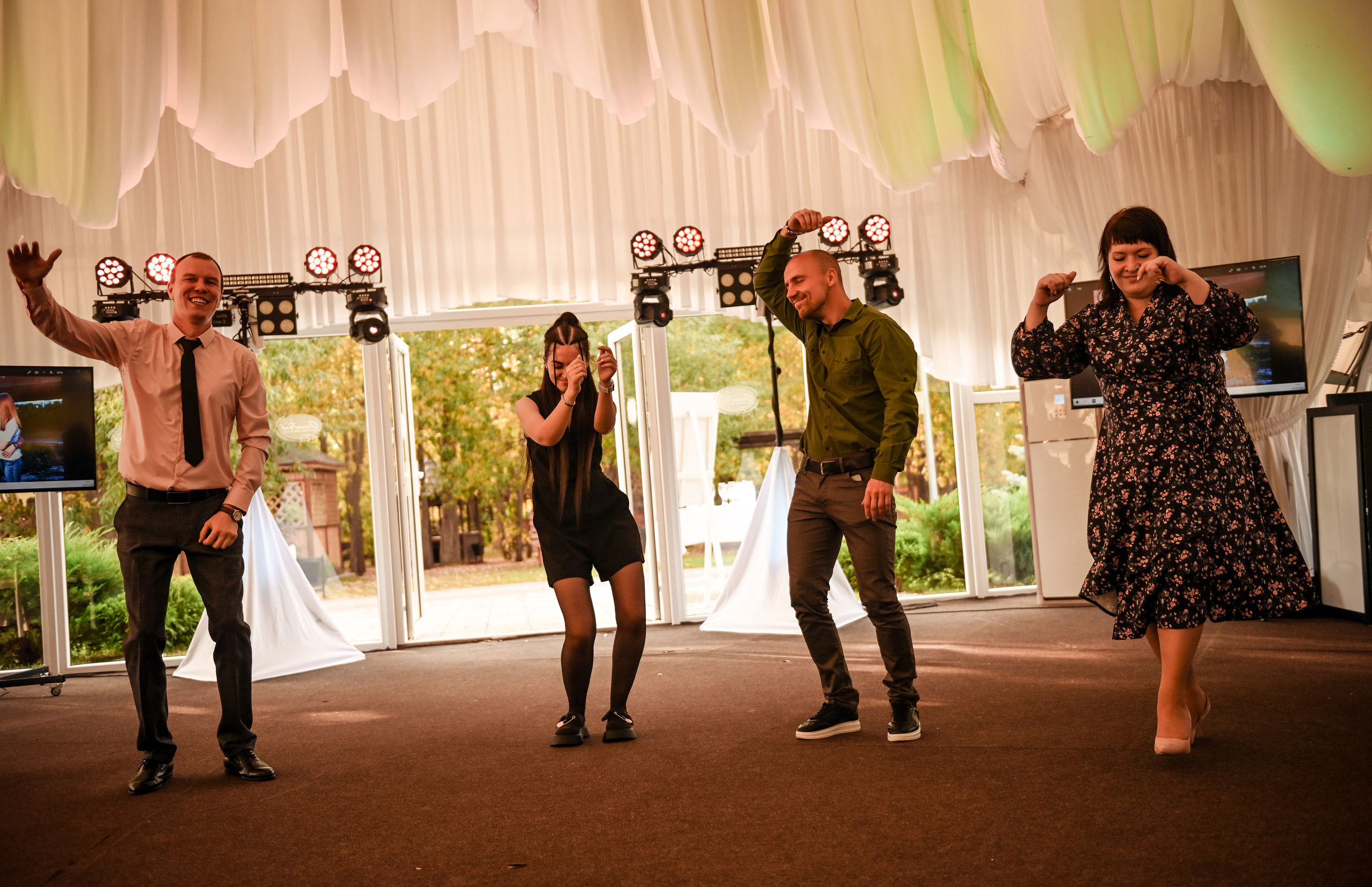 Евгений и Яна. Свадебный, семейный, детский, контент фотограф в Омске Максим Ильин