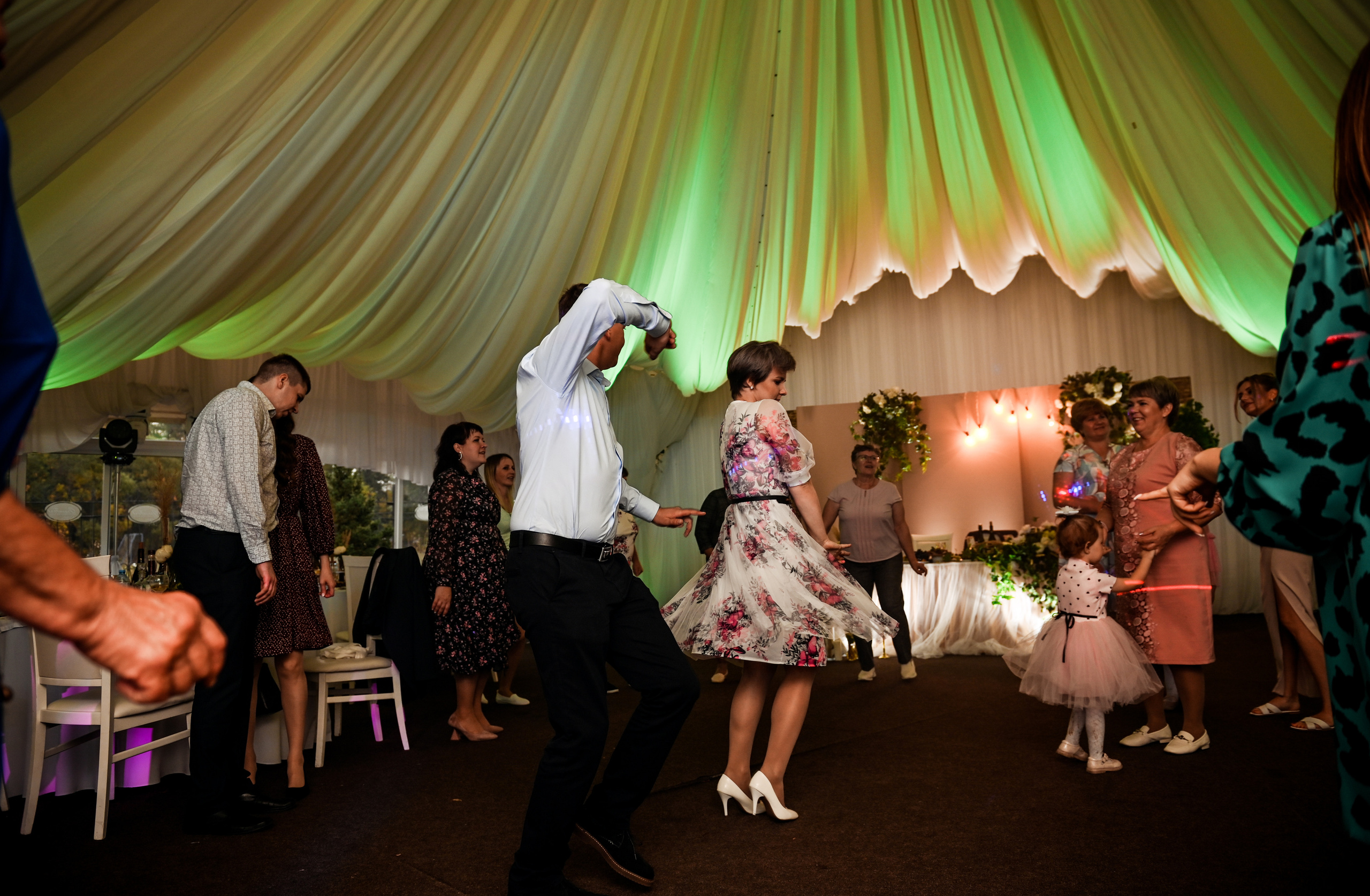 Евгений и Яна. Свадебный, семейный, детский, контент фотограф в Омске Максим Ильин