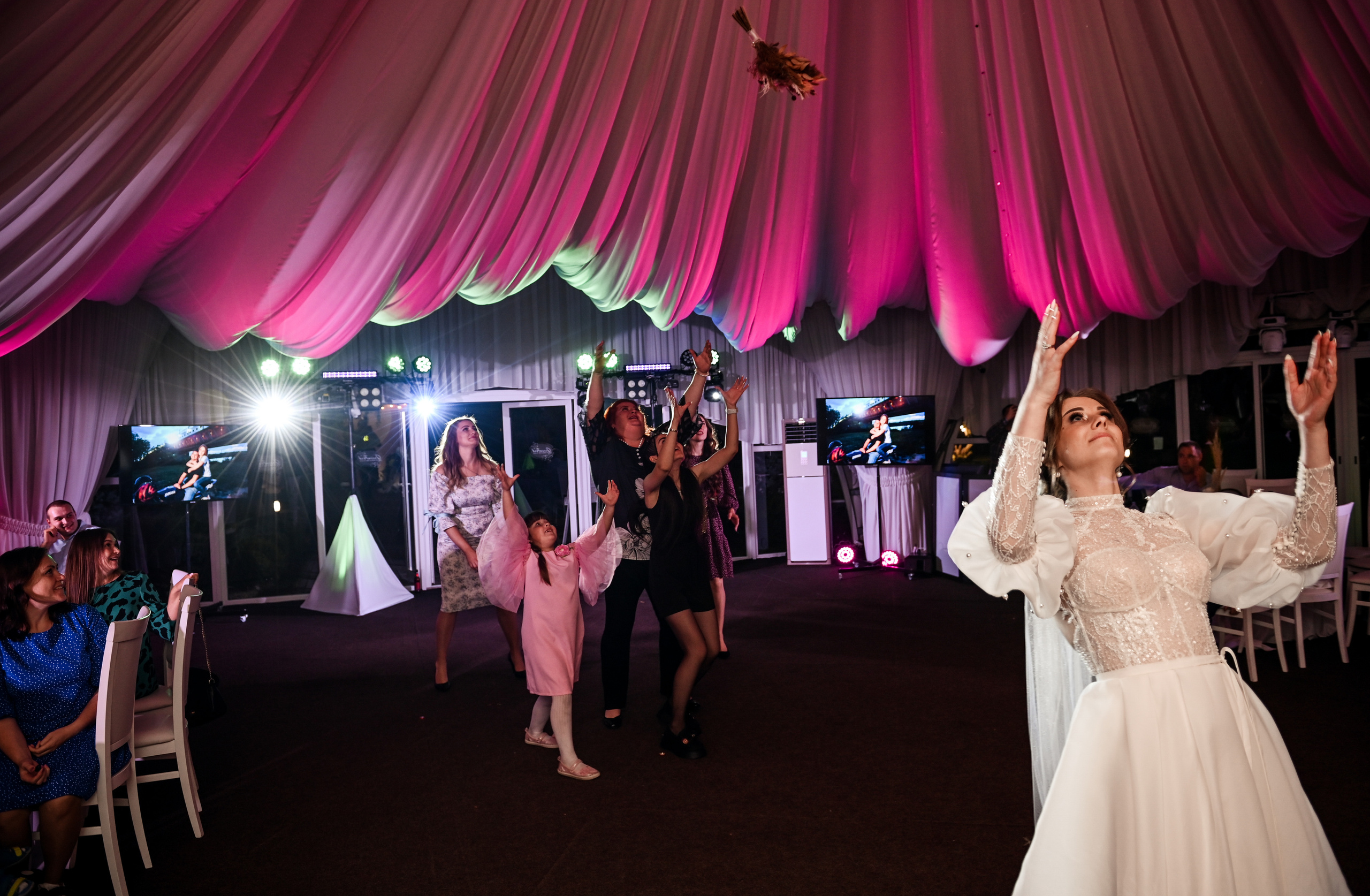 Евгений и Яна. Свадебный, семейный, детский, контент фотограф в Омске Максим Ильин