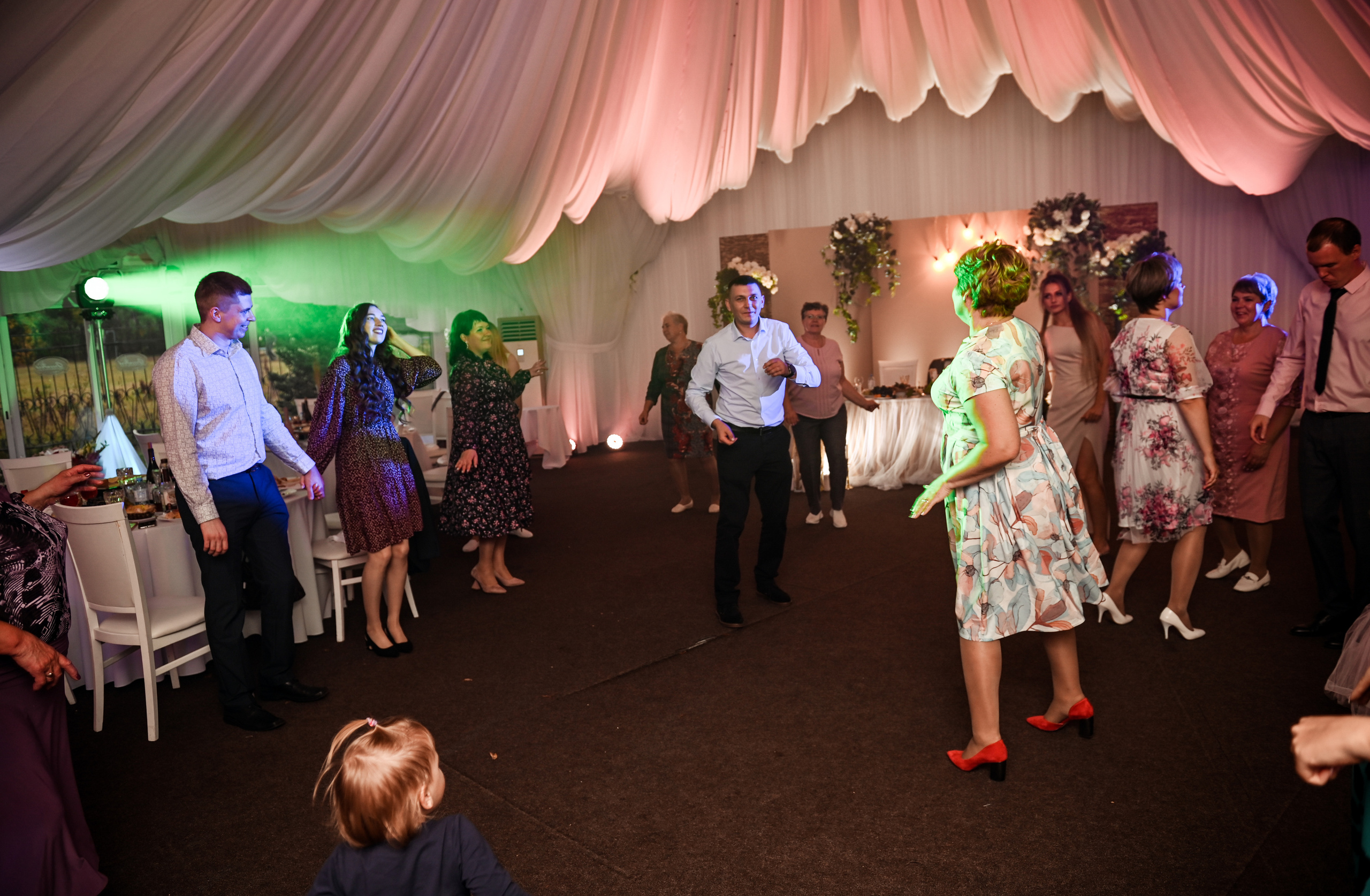 Евгений и Яна. Свадебный, семейный, детский, контент фотограф в Омске Максим Ильин