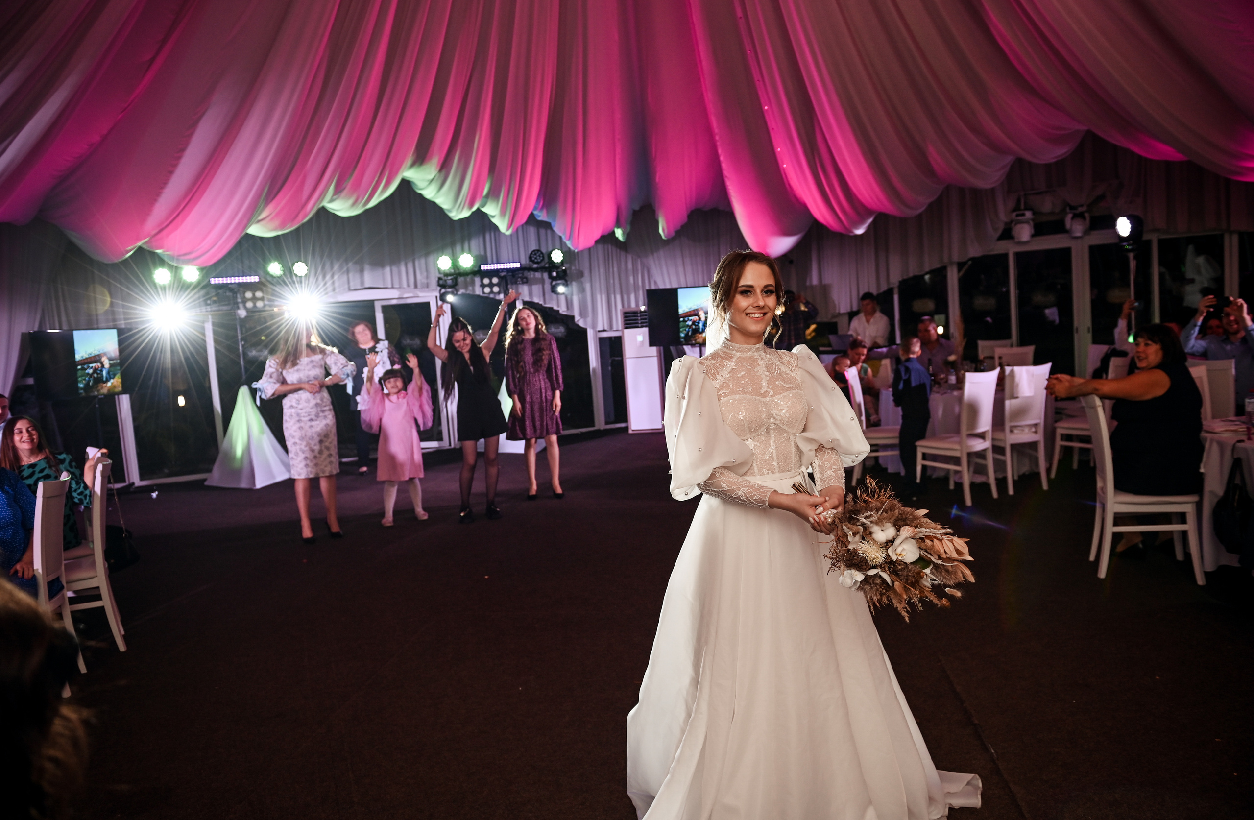 Евгений и Яна. Свадебный, семейный, детский, контент фотограф в Омске Максим Ильин