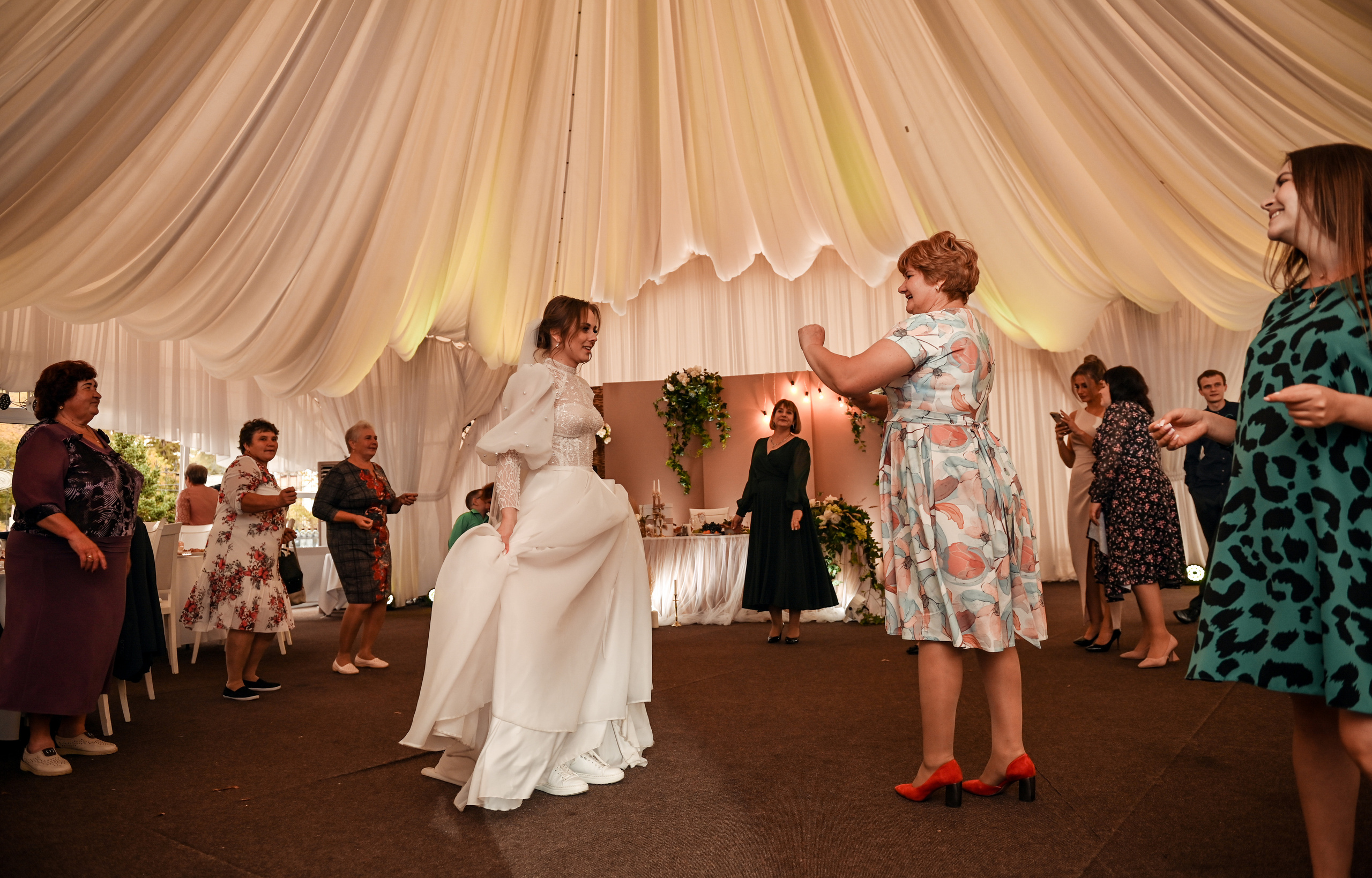 Евгений и Яна. Свадебный, семейный, детский, контент фотограф в Омске Максим Ильин