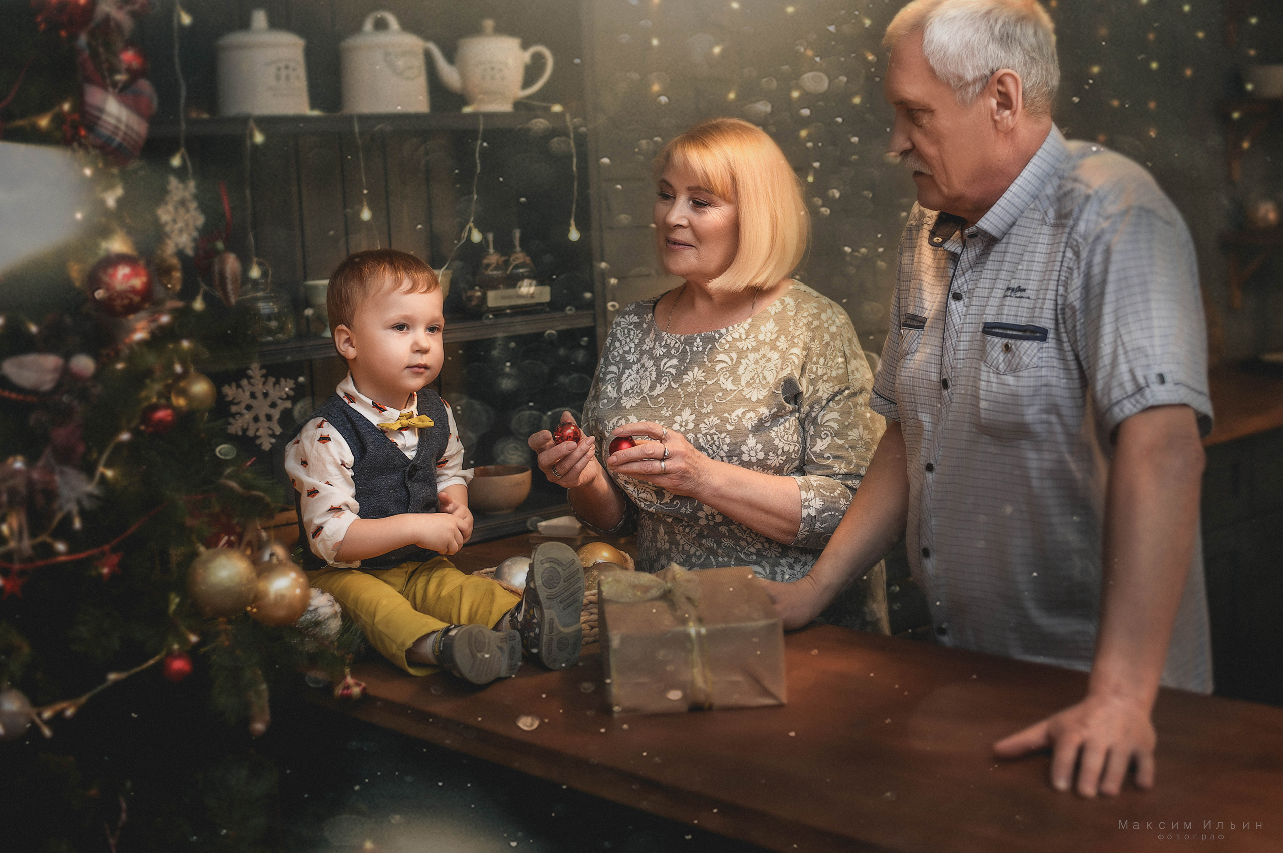 Студийные семейные, детские, индивидуальные фотосессии. Свадебный, семейный, детский, контент фотограф в Омске Максим Ильин