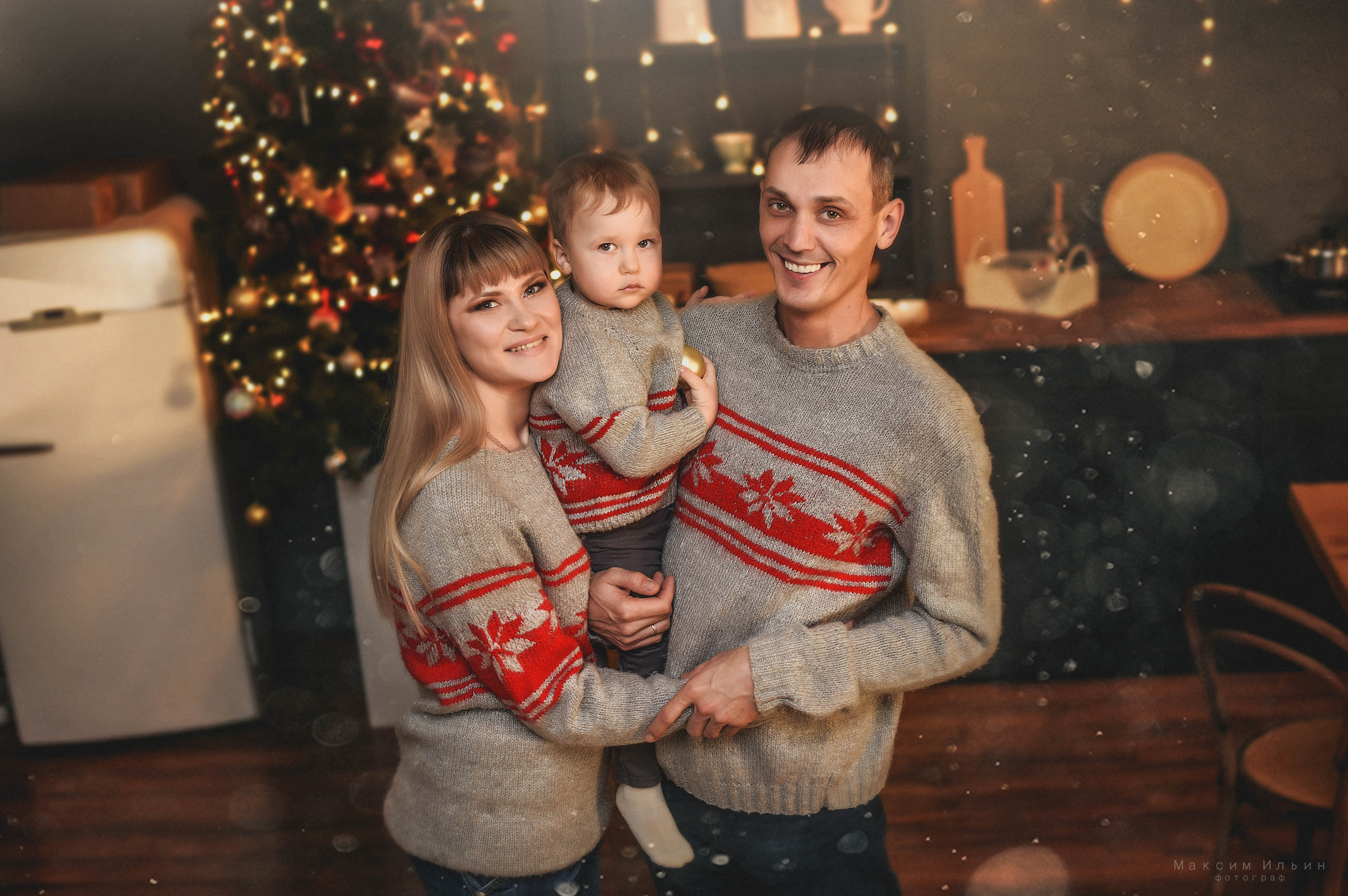 Студийные семейные, детские, индивидуальные фотосессии. Свадебный, семейный, детский, контент фотограф в Омске Максим Ильин
