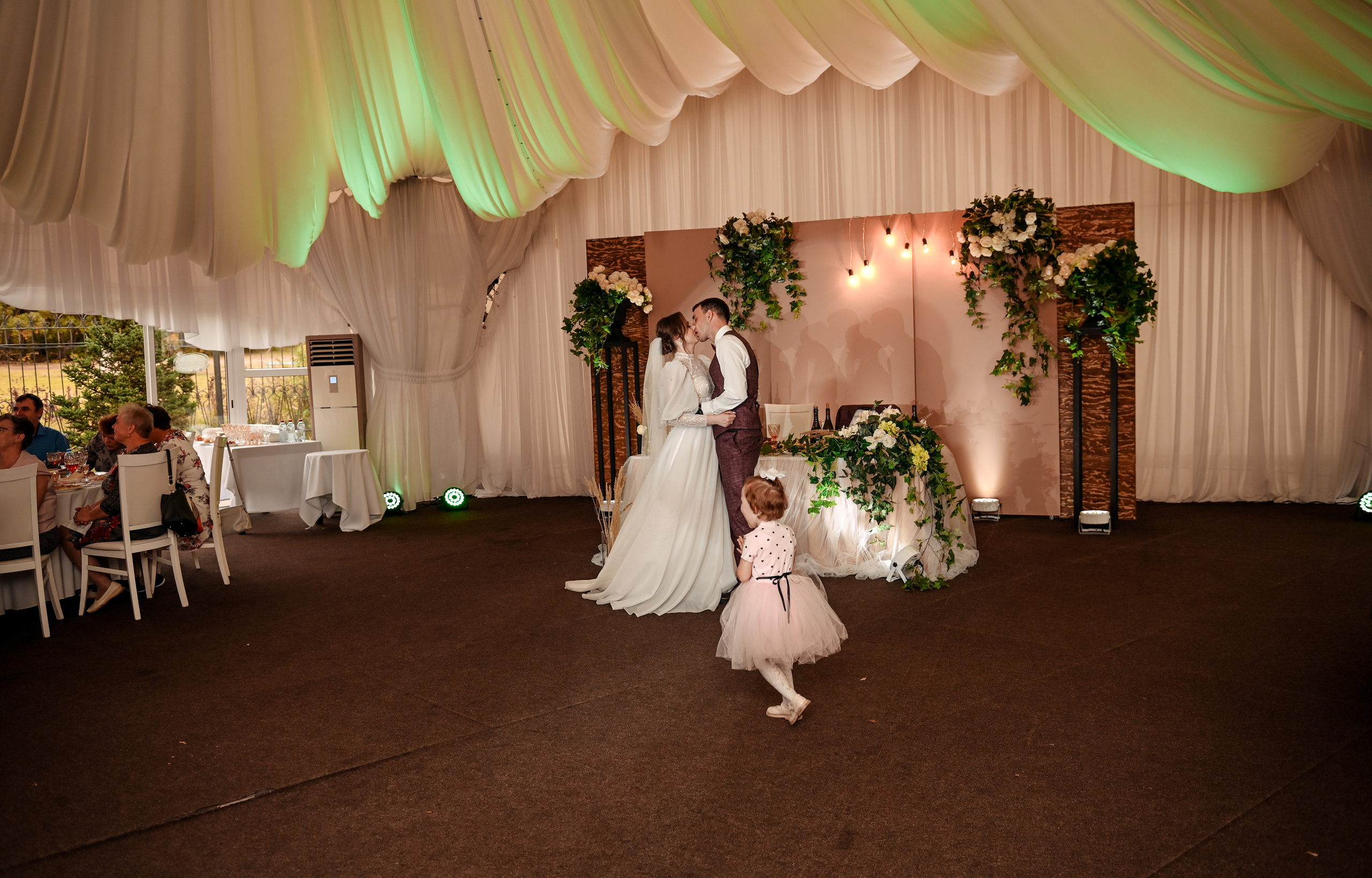 Евгений и Яна. Свадебный, семейный, детский, контент фотограф в Омске Максим Ильин