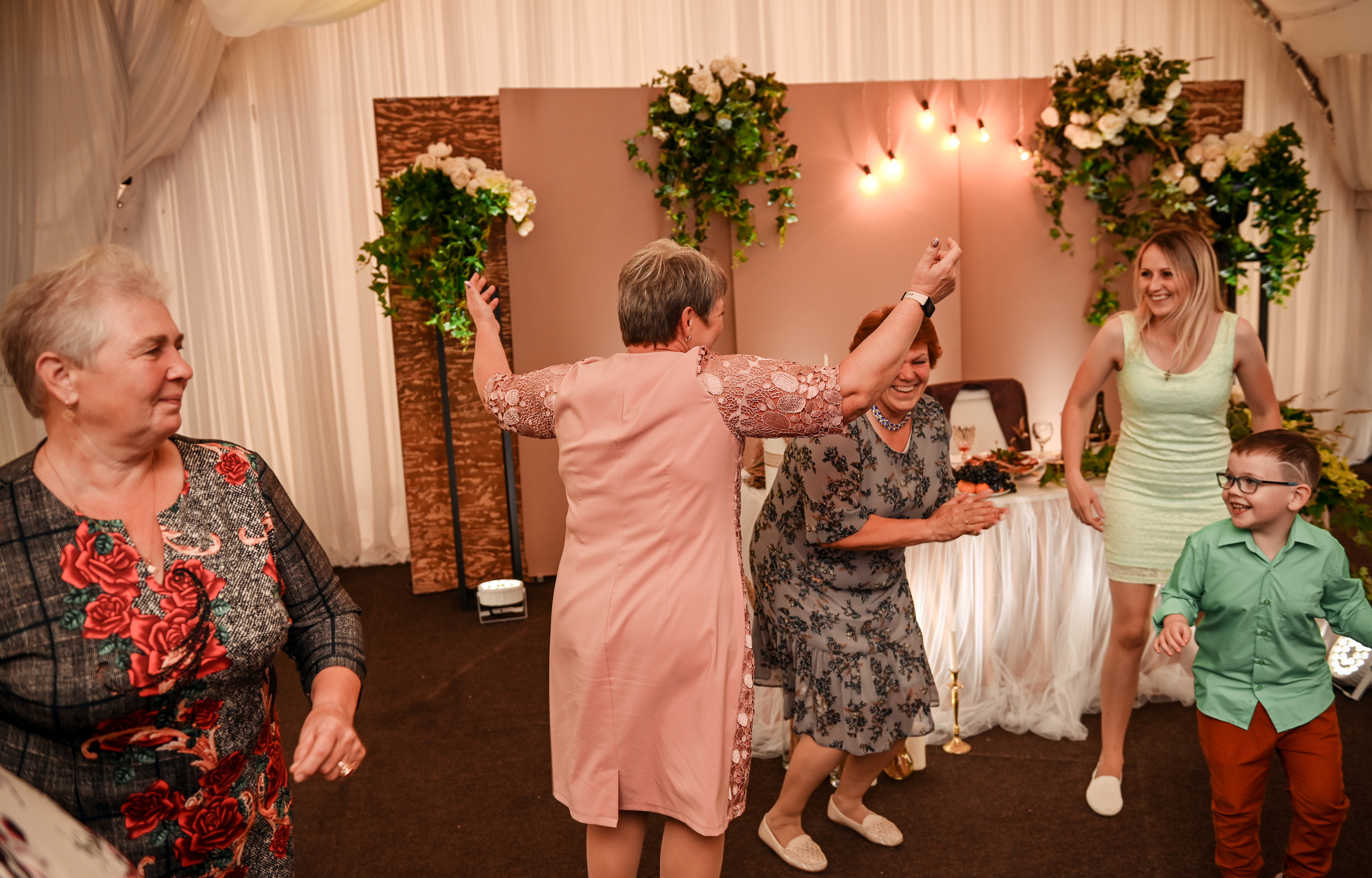 Евгений и Яна. Свадебный, семейный, детский, контент фотограф в Омске Максим Ильин