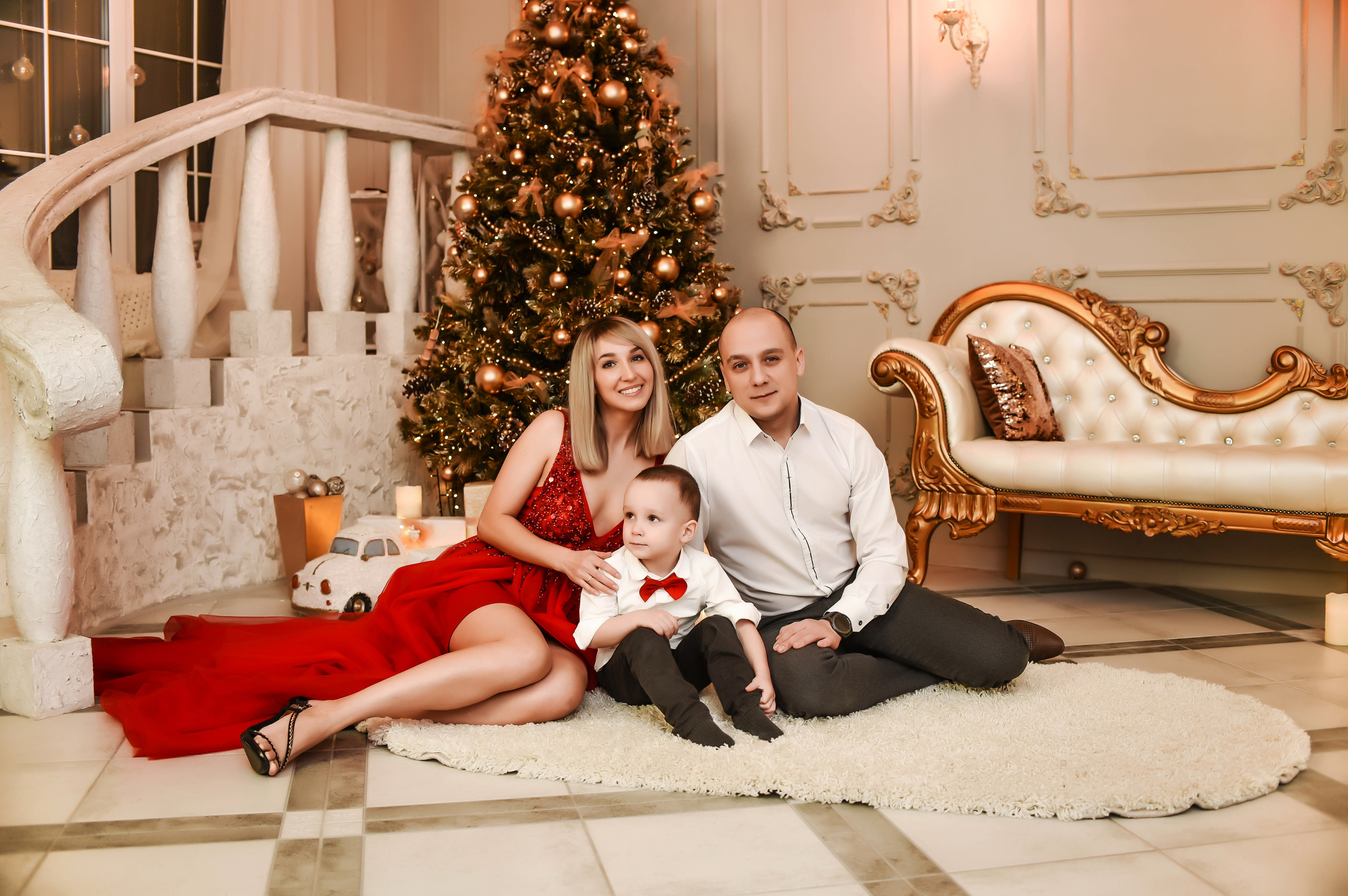 Студийные семейные, детские, индивидуальные фотосессии. Свадебный, семейный, детский, контент фотограф в Омске Максим Ильин