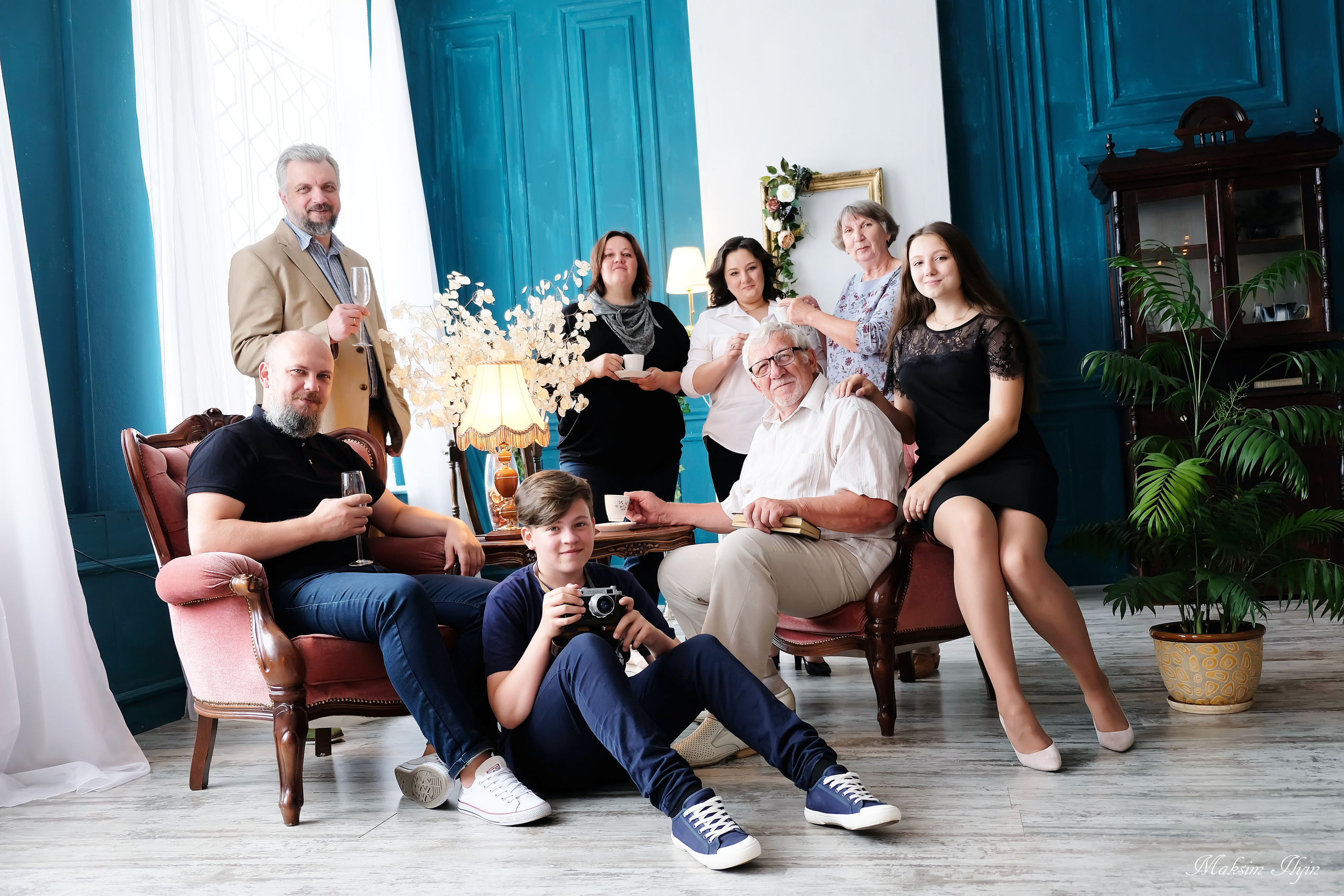 Студийные семейные, детские, индивидуальные фотосессии. Свадебный, семейный, детский, контент фотограф в Омске Максим Ильин