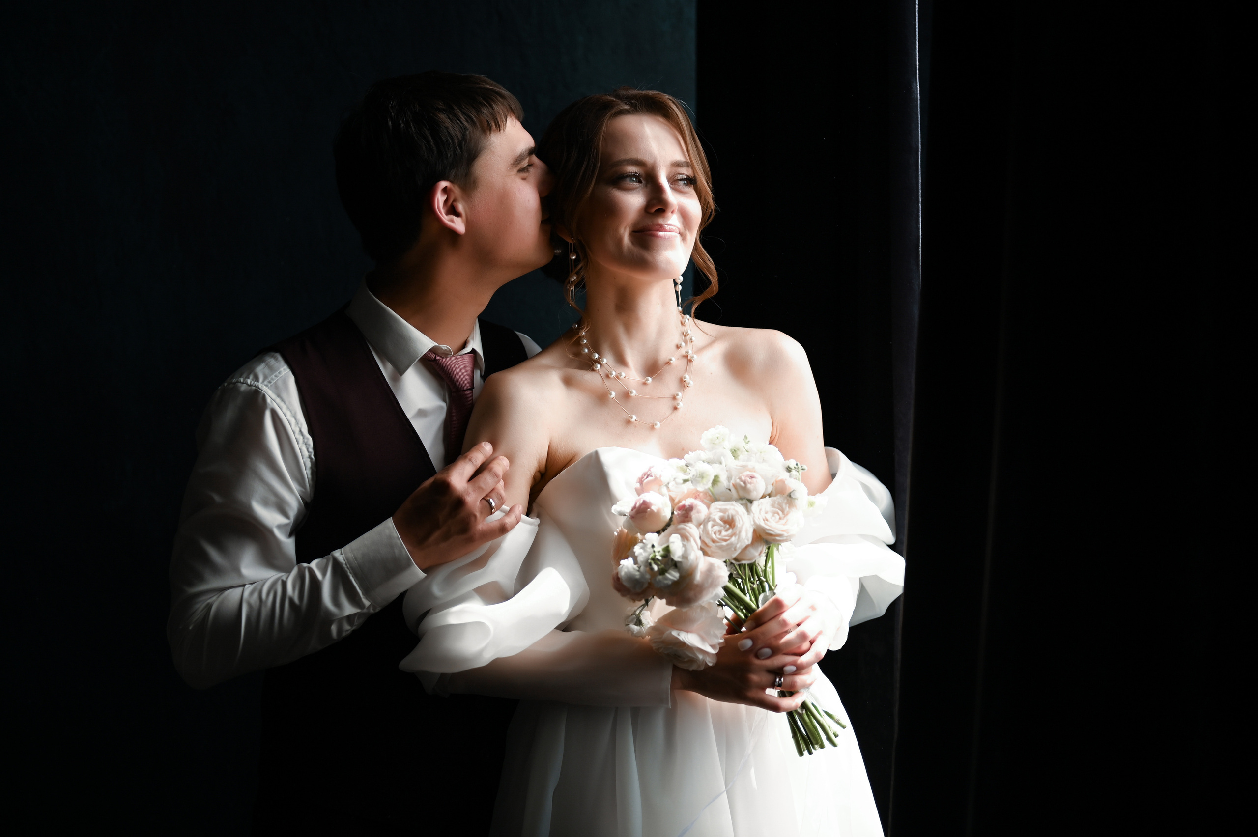 Игорь и Анастасия небольшая свадебная фотосессия. Свадебный, семейный, детский, контент фотограф в Омске Максим Ильин