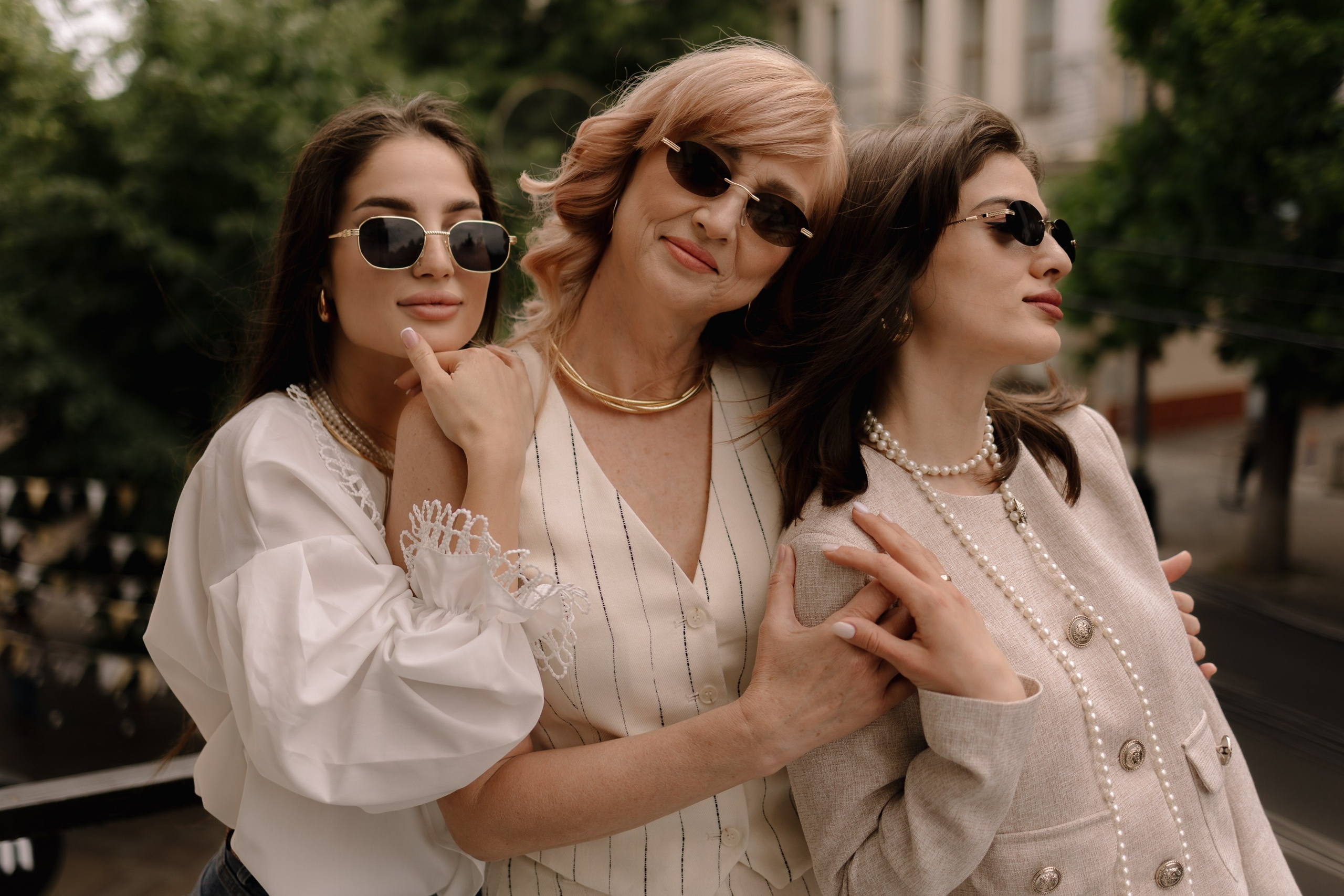 Мама и взрослые дочки. Семейный фотограф в Краснодаре Храмова Анна