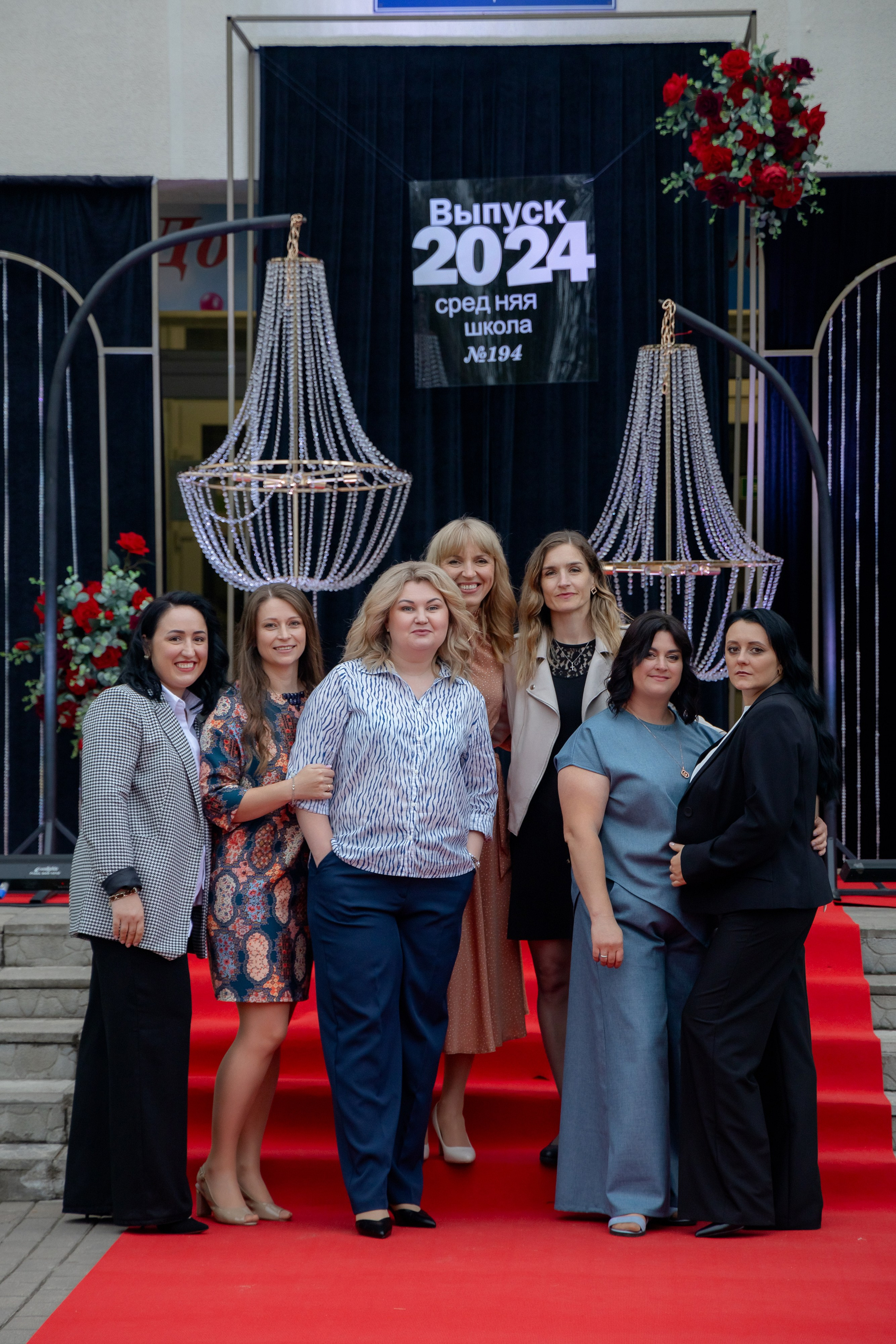 Школьный выпускной 2024 год в Соколе (Минск). Свадебный фотограф в Минске/Беларуси Сергей Спиридонов