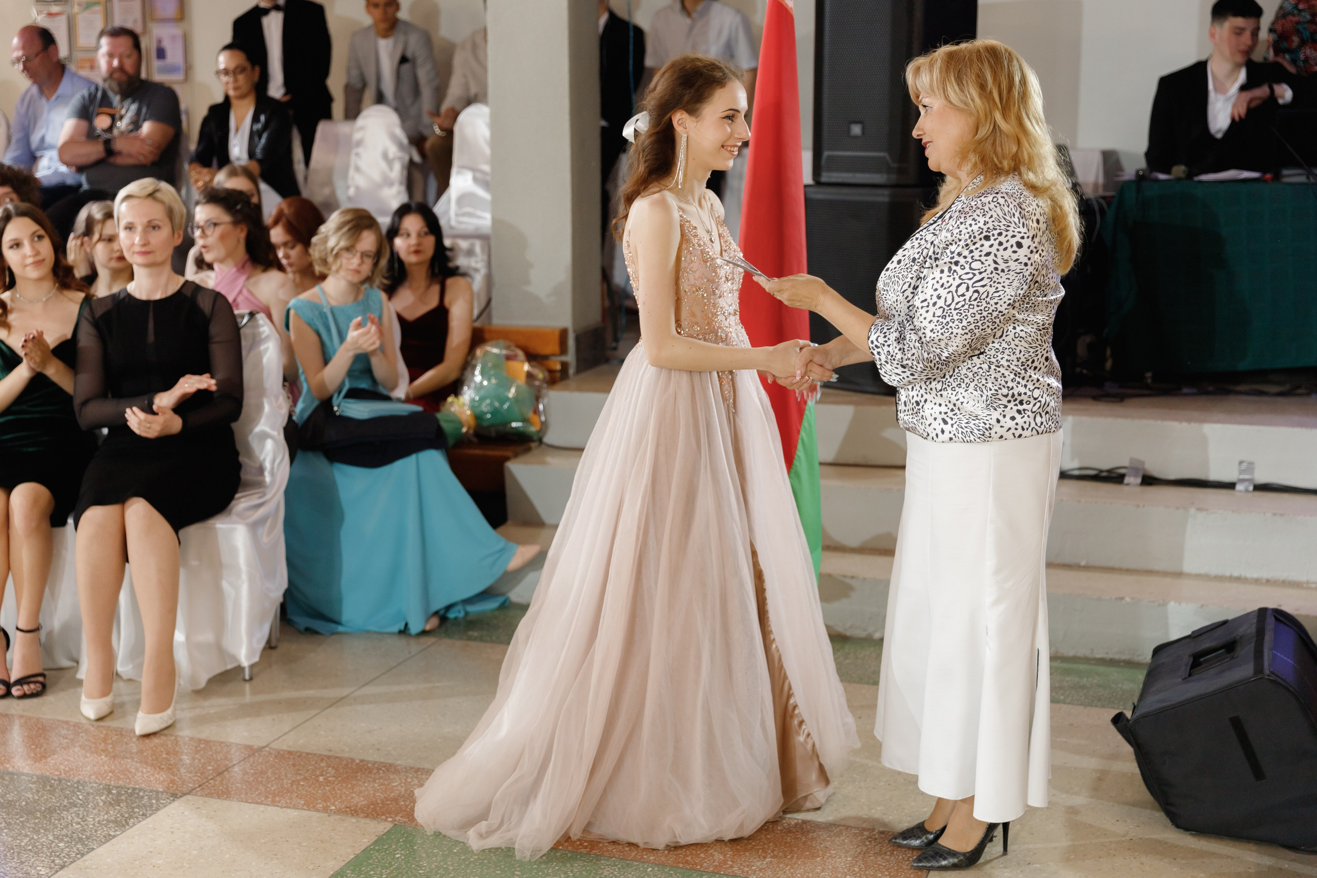 Школьный выпускной 2023 год в Минске. Свадебный фотограф в Минске/Беларуси Сергей Спиридонов