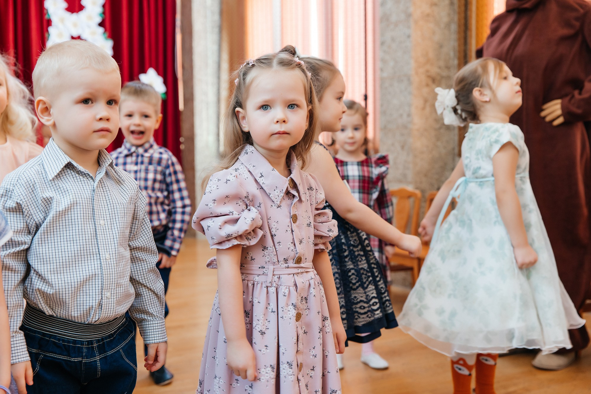 Детский сад № 93 — Утренник (07.03.2023). Свадебный и семейный фотограф Крамар Наталья
