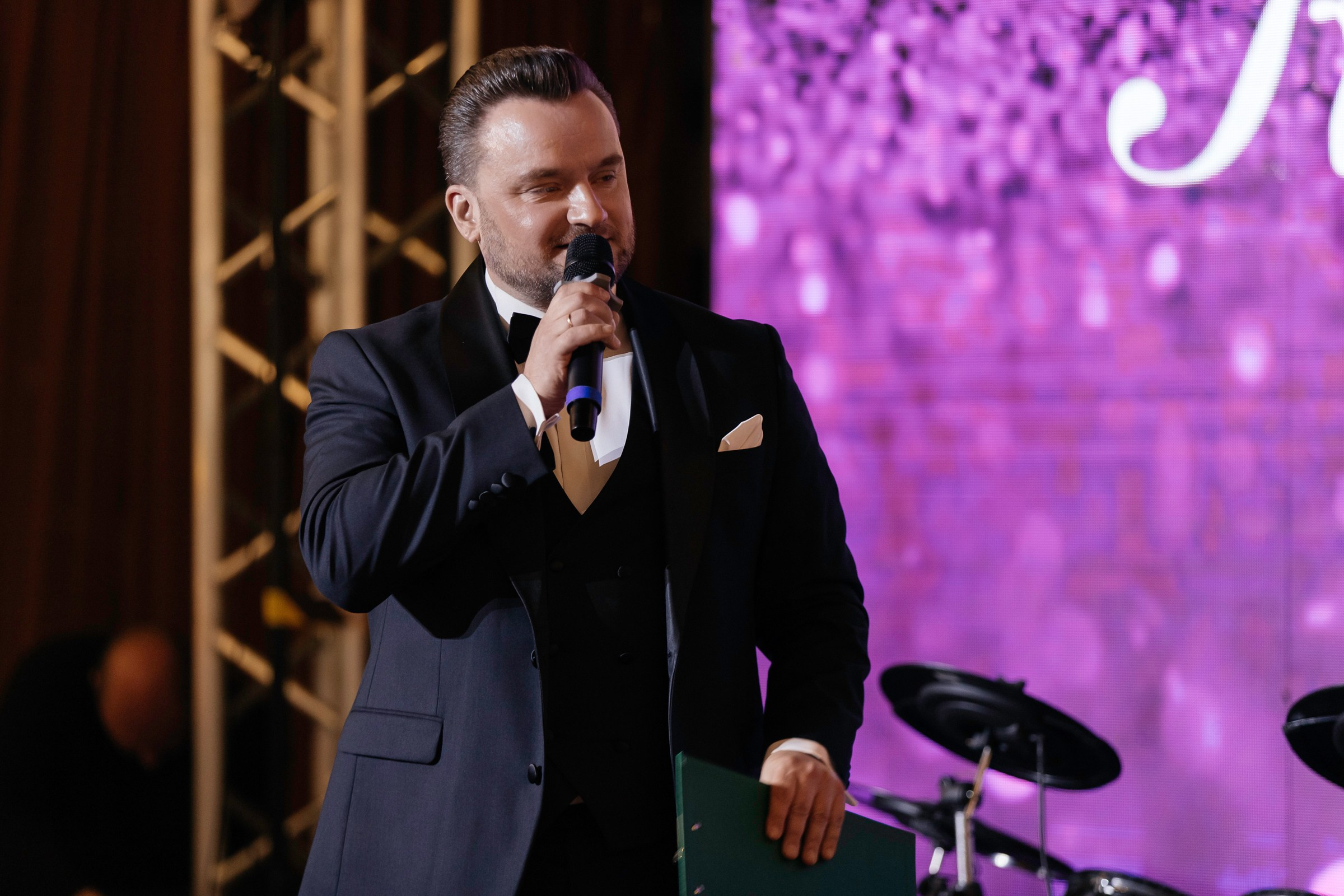 Свадебная выставка КОРОЛЕВСТВО СВАДЕБ. Фотограф в спб Александр Потапов