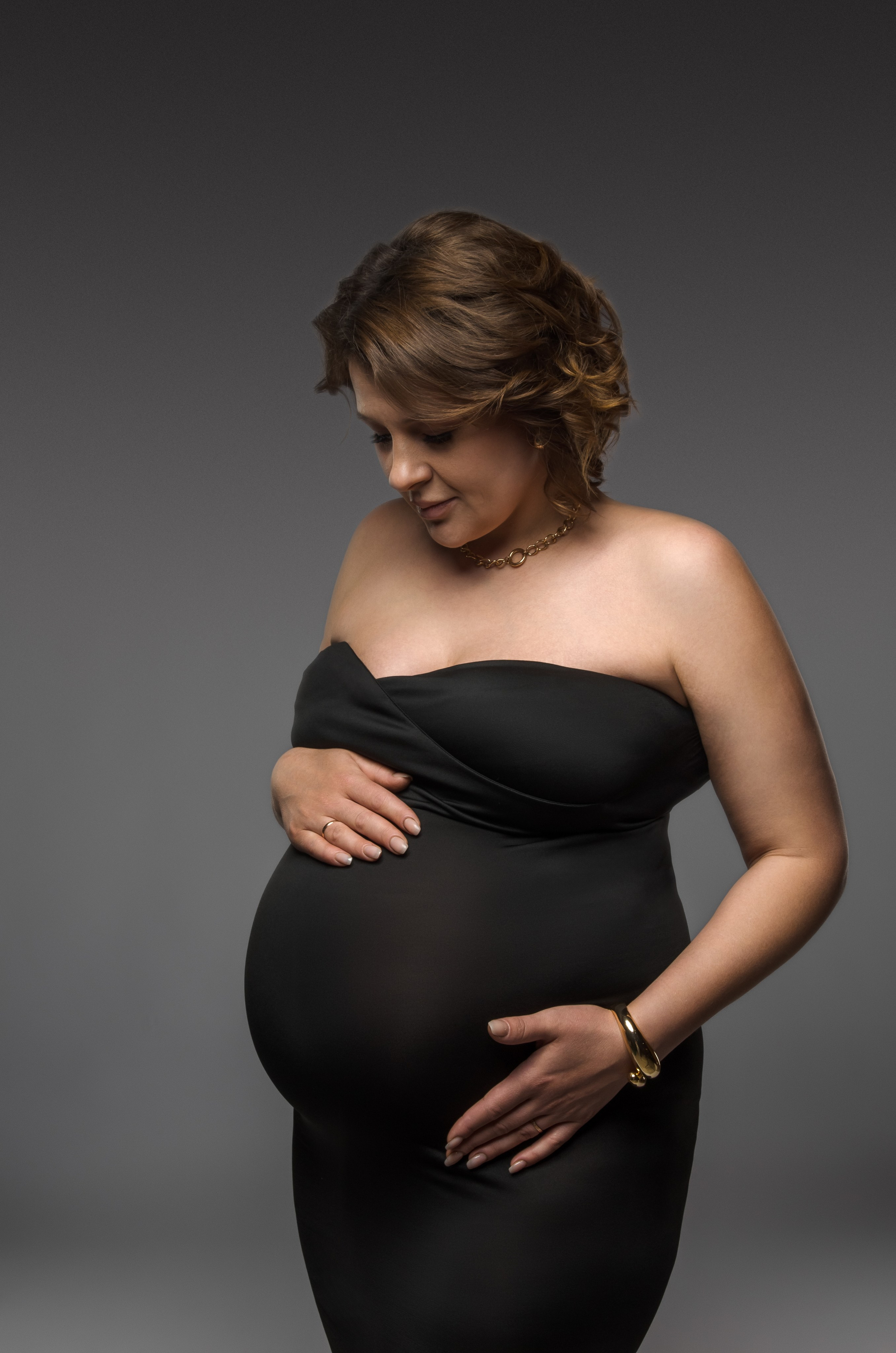Беременность. Индивидуальные, семейные, студийные съемки в Серпухове и за пределами
