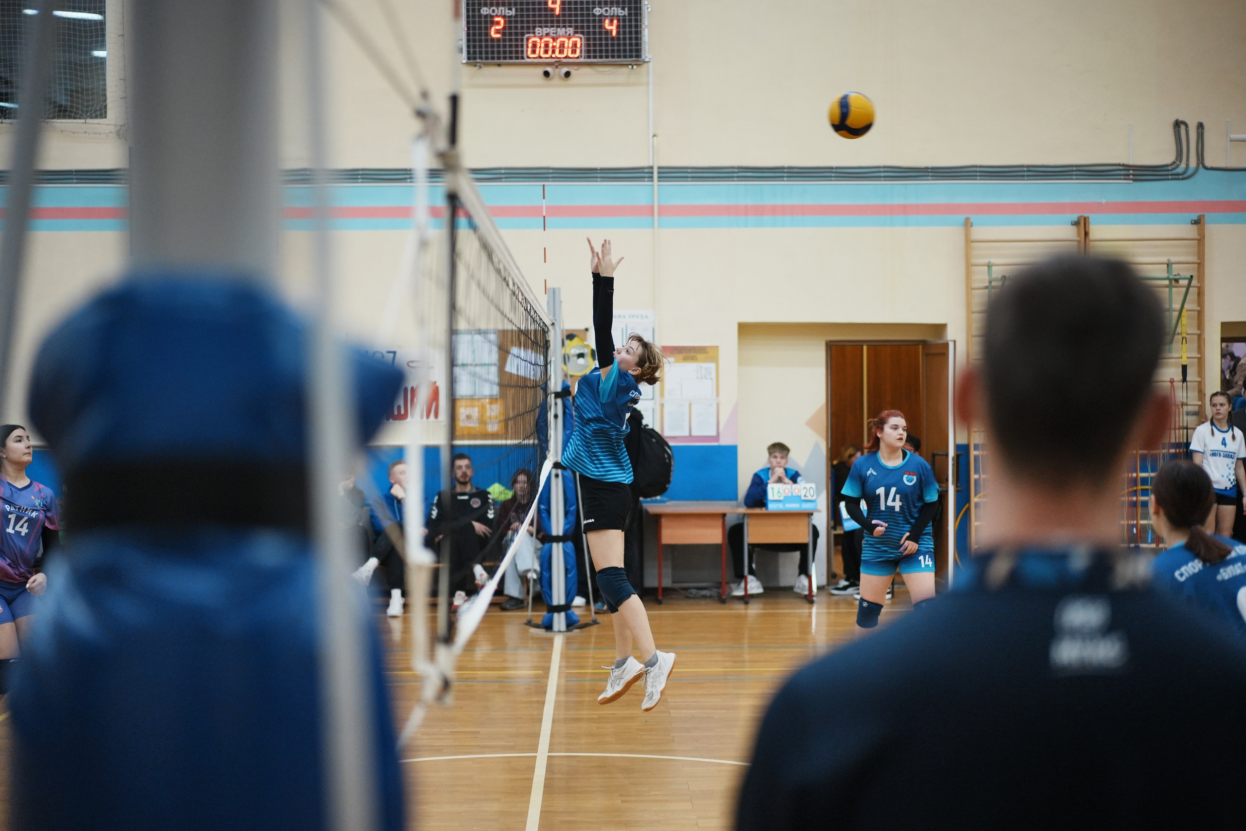 Волейбол (Девушки) 7.11.25. Максим Яковлев — фотограф/видеограф в Москве