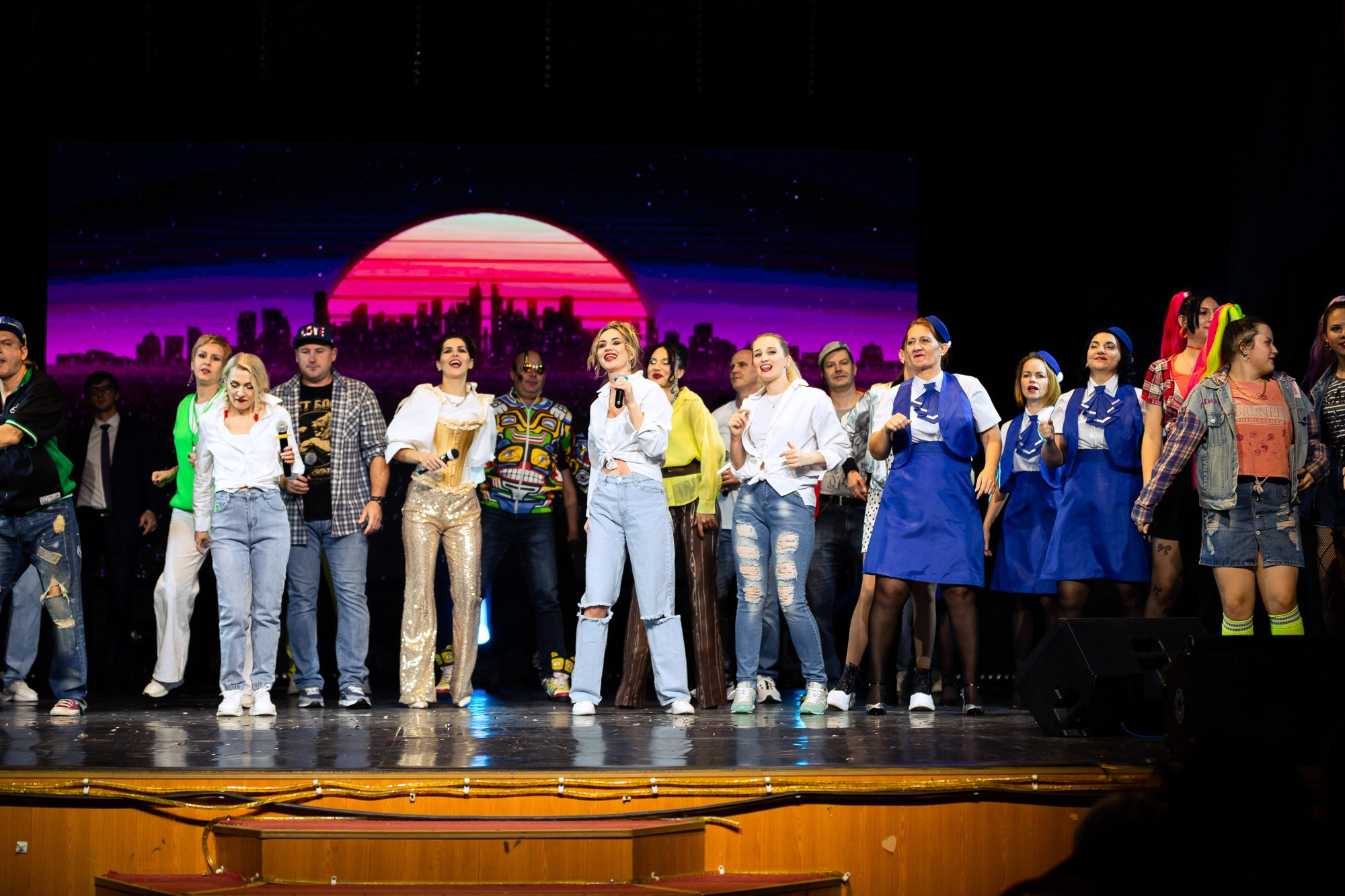 Концерт в Доме культуры. Андрей Кровлин — фотограф в Славянке