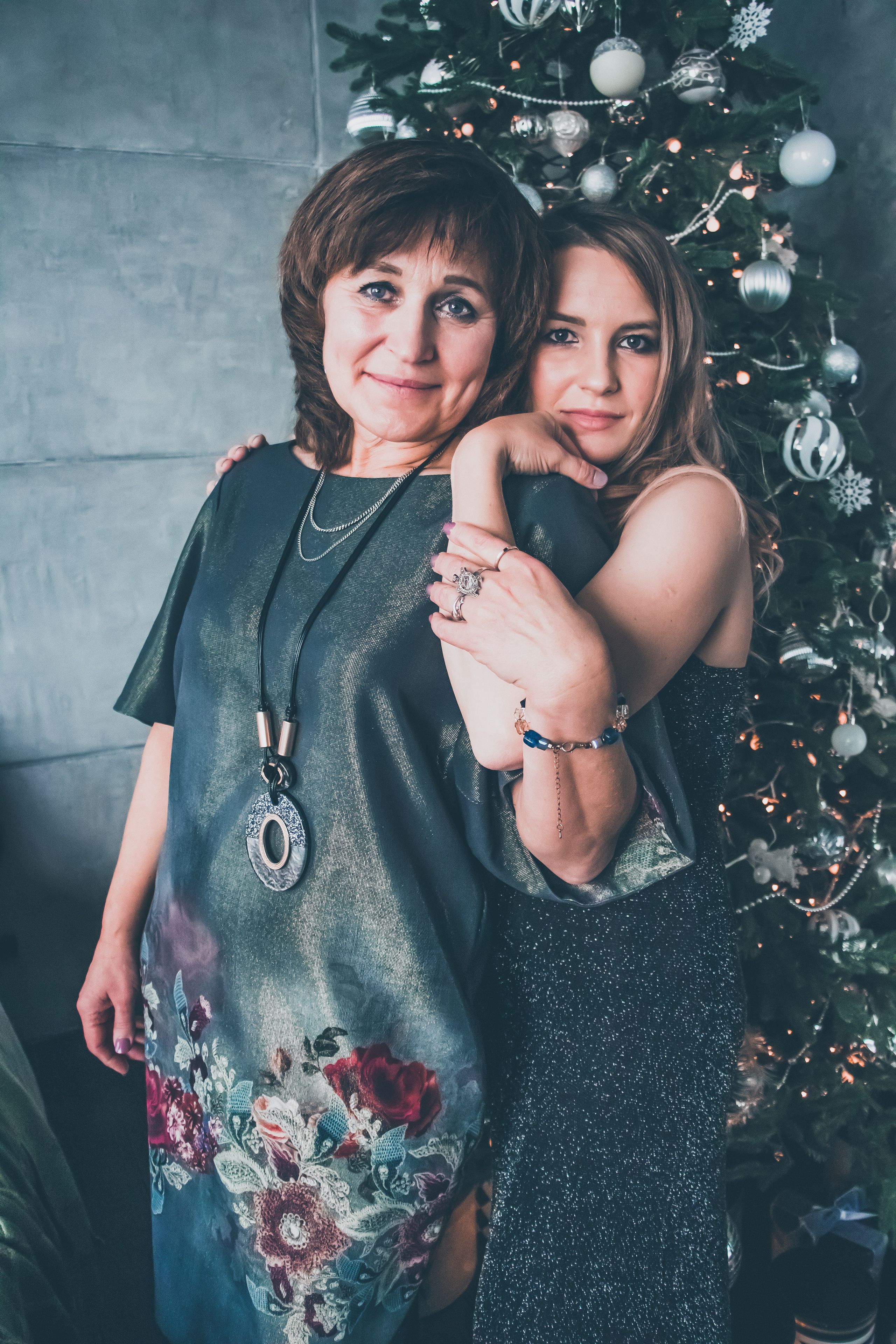 Новогодняя встреча трех поколений: Мама, дочь и внуки. Творческая, семейная Фотосъемка ДоброДарова Елена Омск