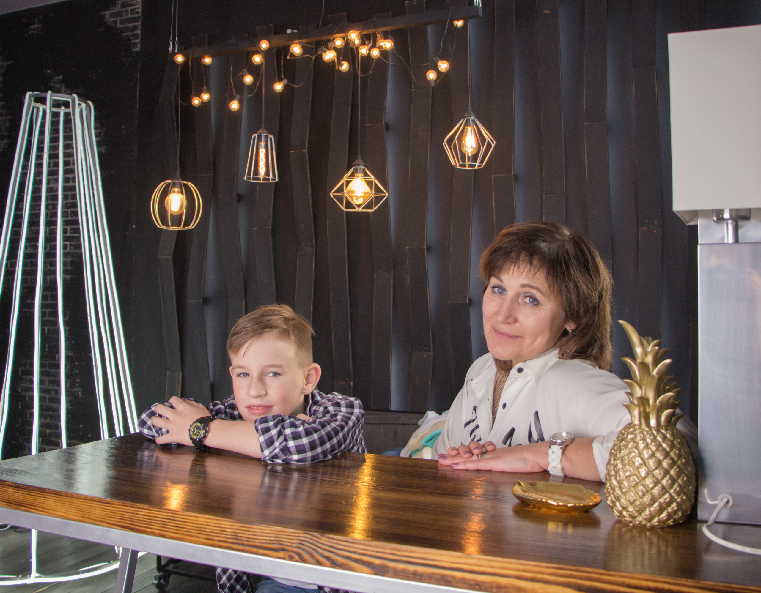 Новогодняя встреча трех поколений: Мама, дочь и внуки. Творческая, семейная Фотосъемка ДоброДарова Елена Омск