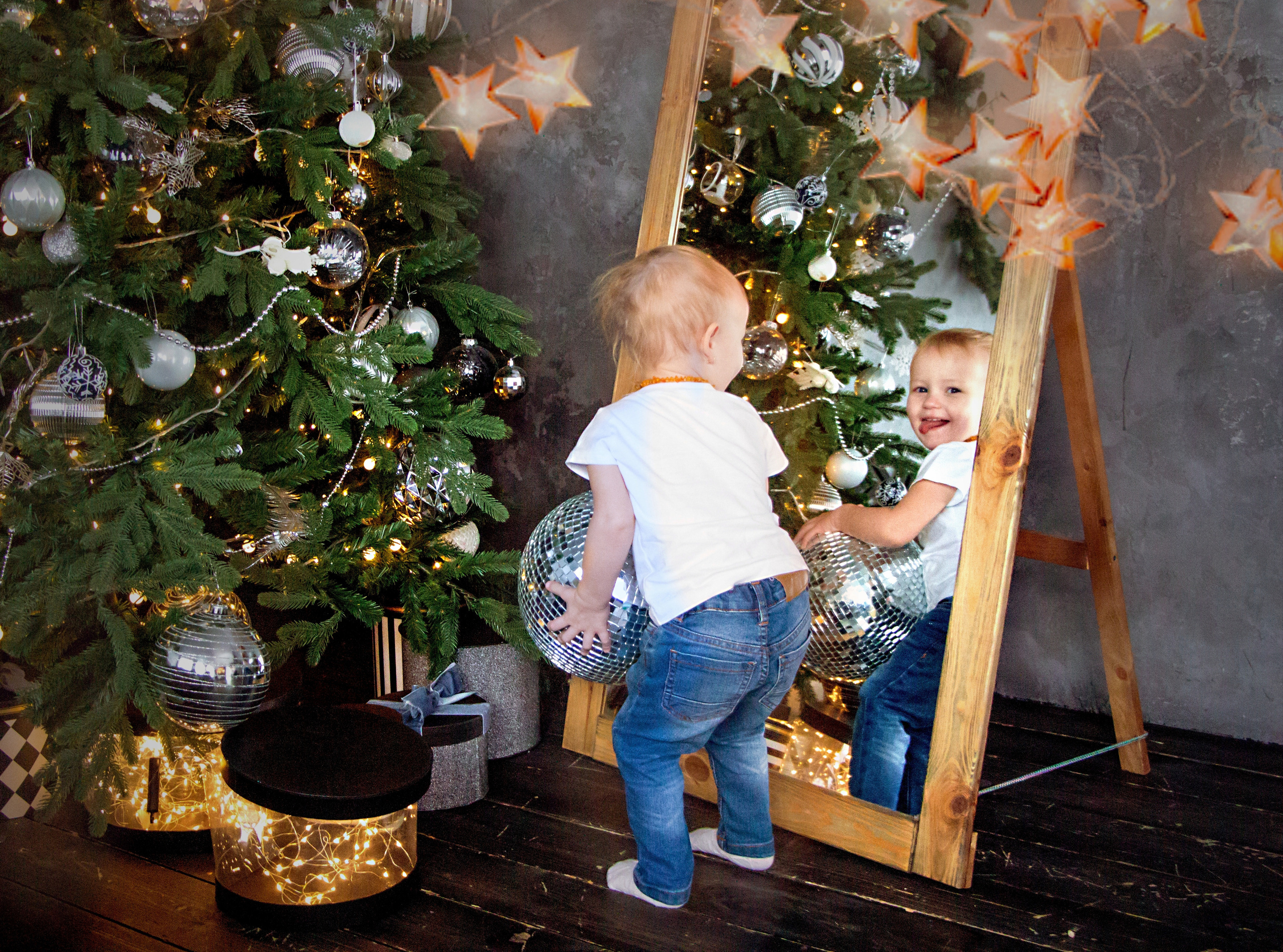 Новогодняя встреча трех поколений: Мама, дочь и внуки. Творческая, семейная Фотосъемка ДоброДарова Елена Омск