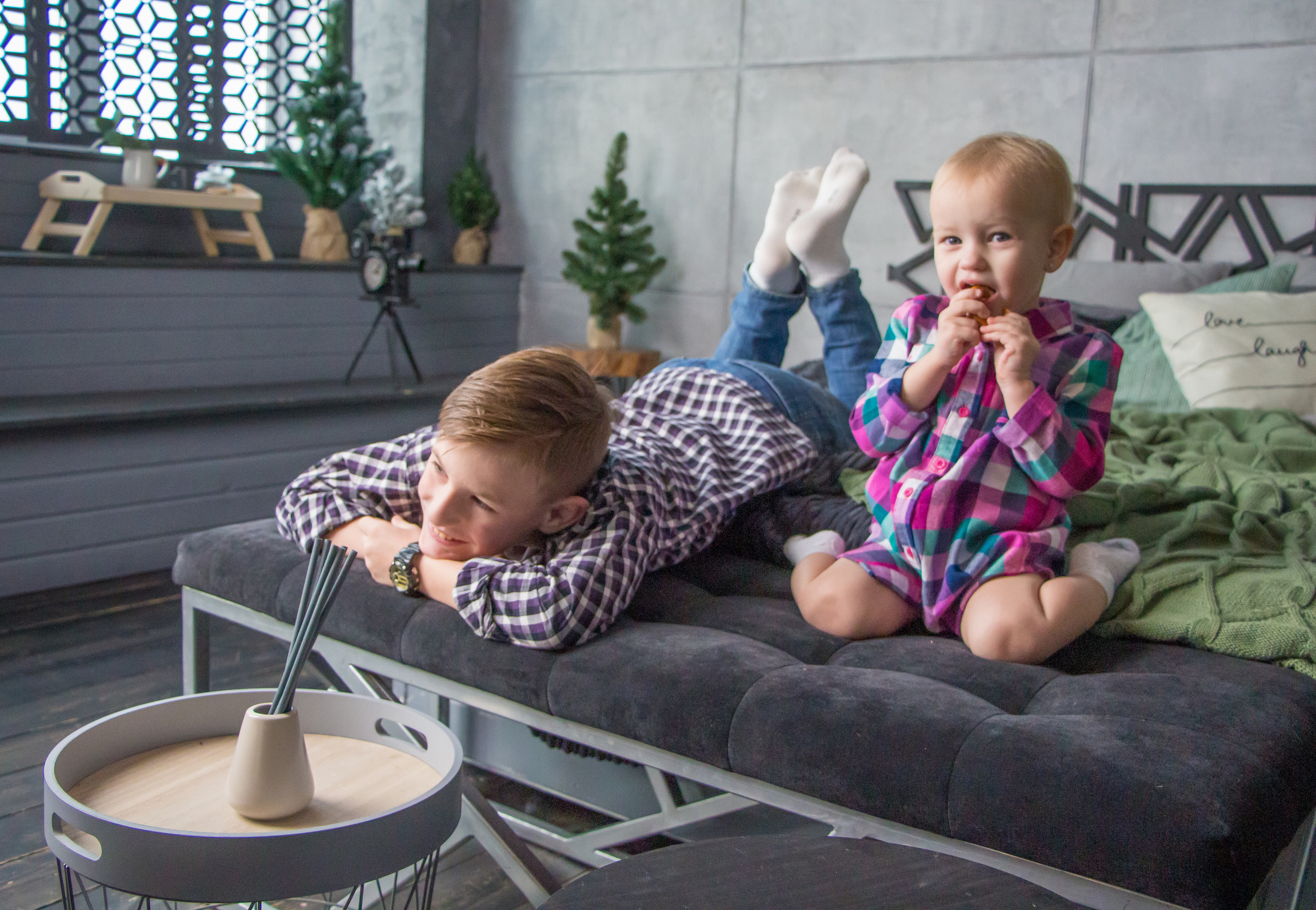 Новогодняя встреча трех поколений: Мама, дочь и внуки. Творческая, семейная Фотосъемка ДоброДарова Елена Омск