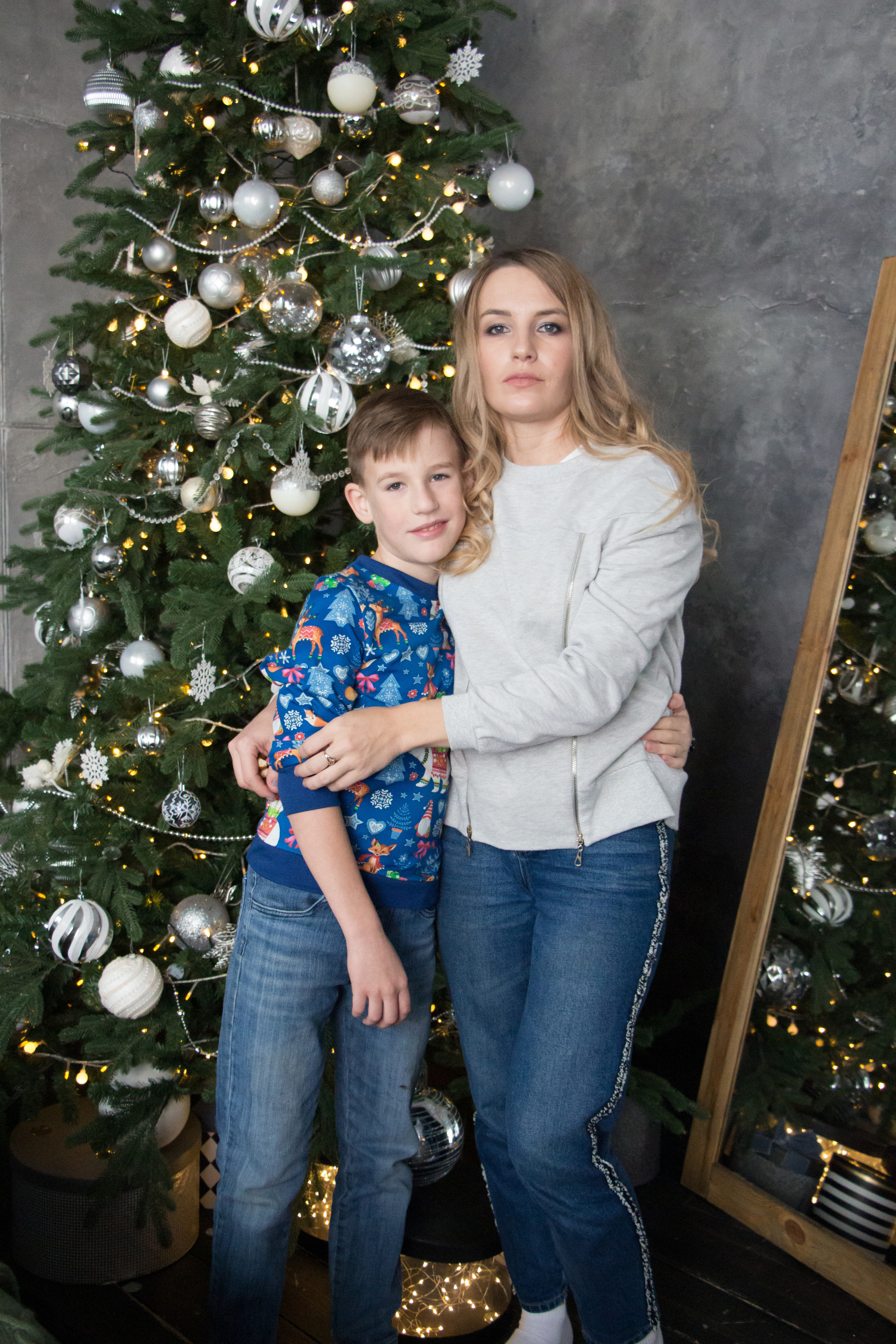 Новогодняя встреча трех поколений: Мама, дочь и внуки. Творческая, семейная Фотосъемка ДоброДарова Елена Омск