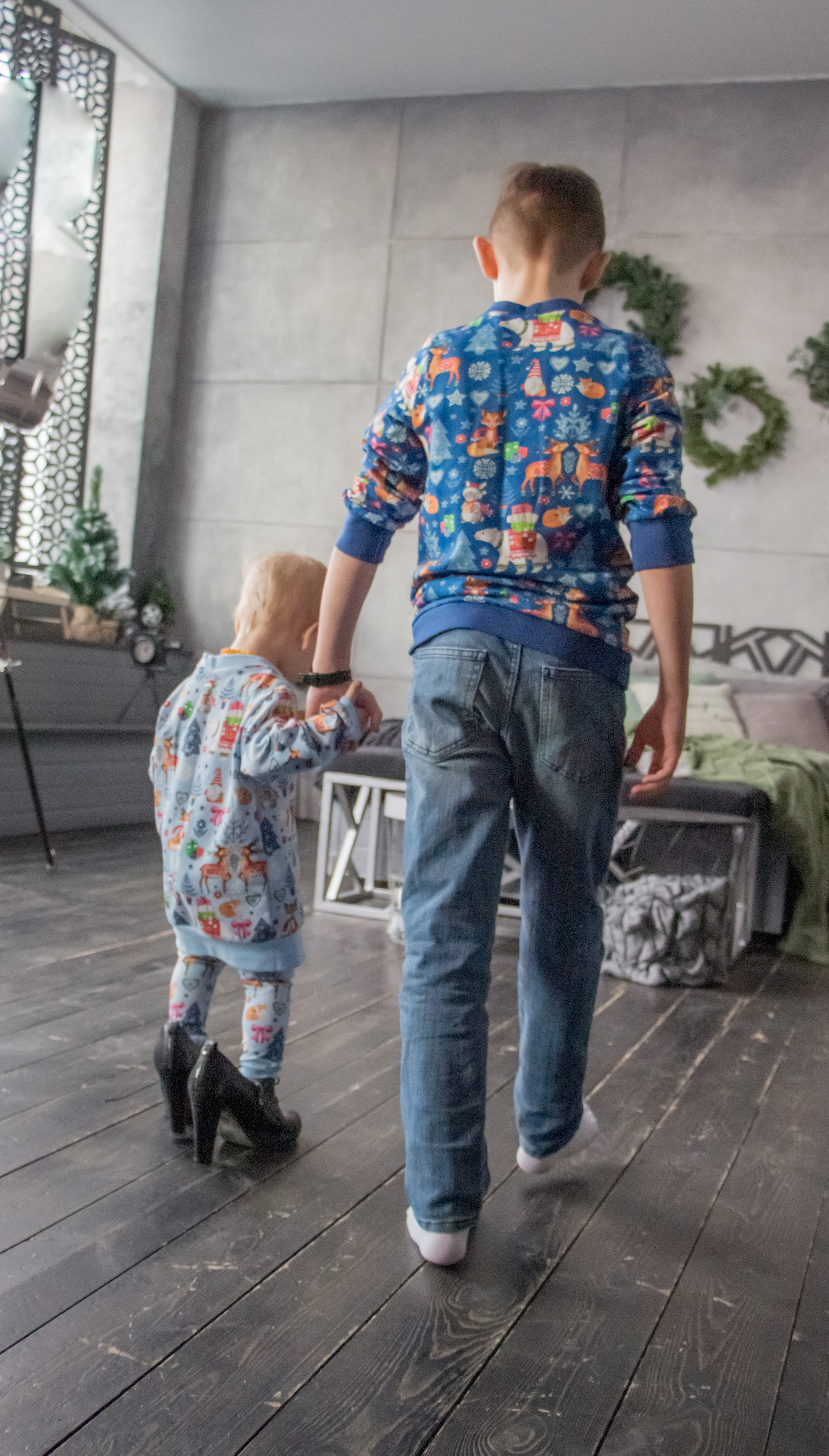 Новогодняя встреча трех поколений: Мама, дочь и внуки. Творческая, семейная Фотосъемка ДоброДарова Елена Омск