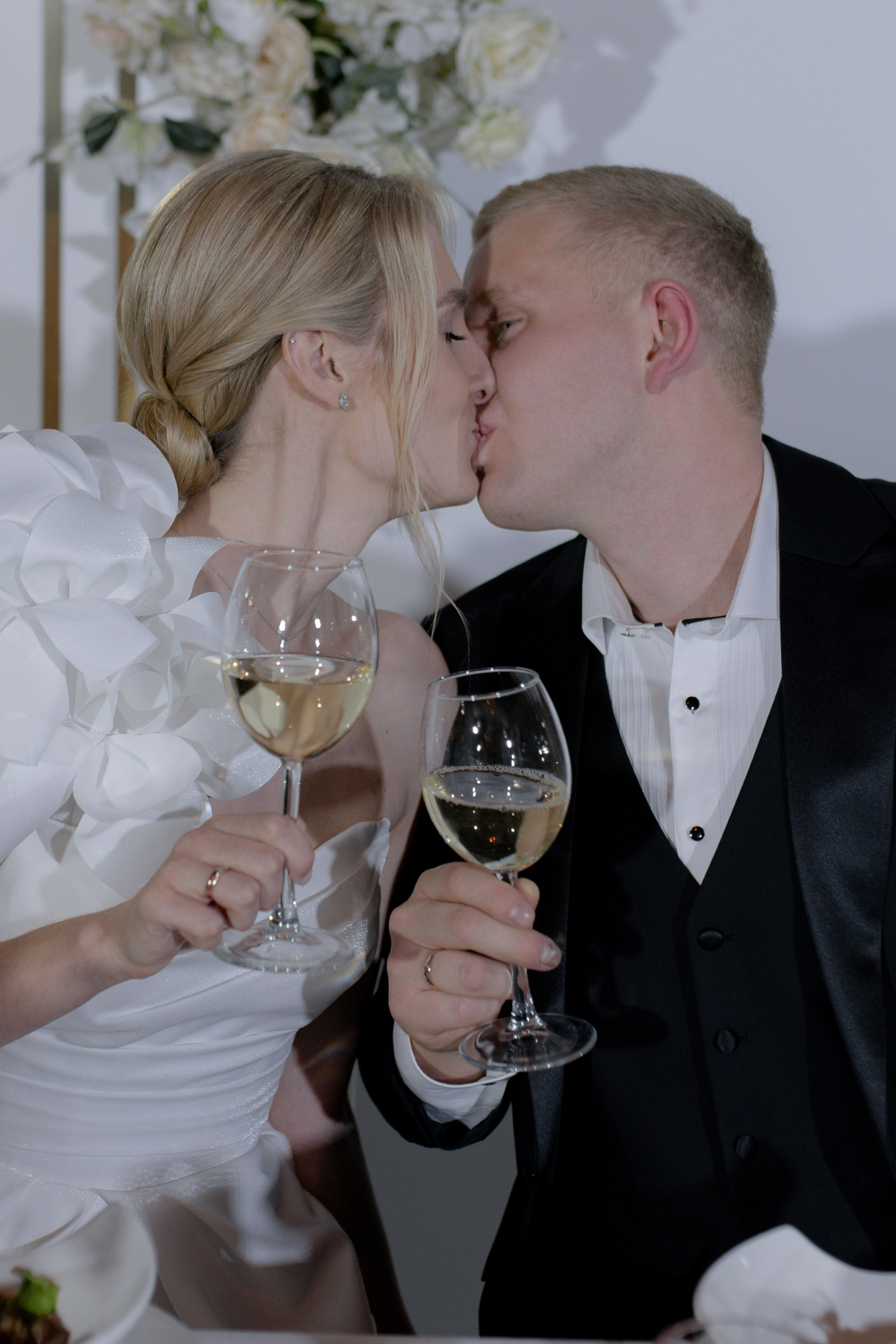 Коля-Карина — Ресторан Dieci (Екатеринбург). Свадебный фотограф Екатеринбург/Челябинск — Любовь Волохова